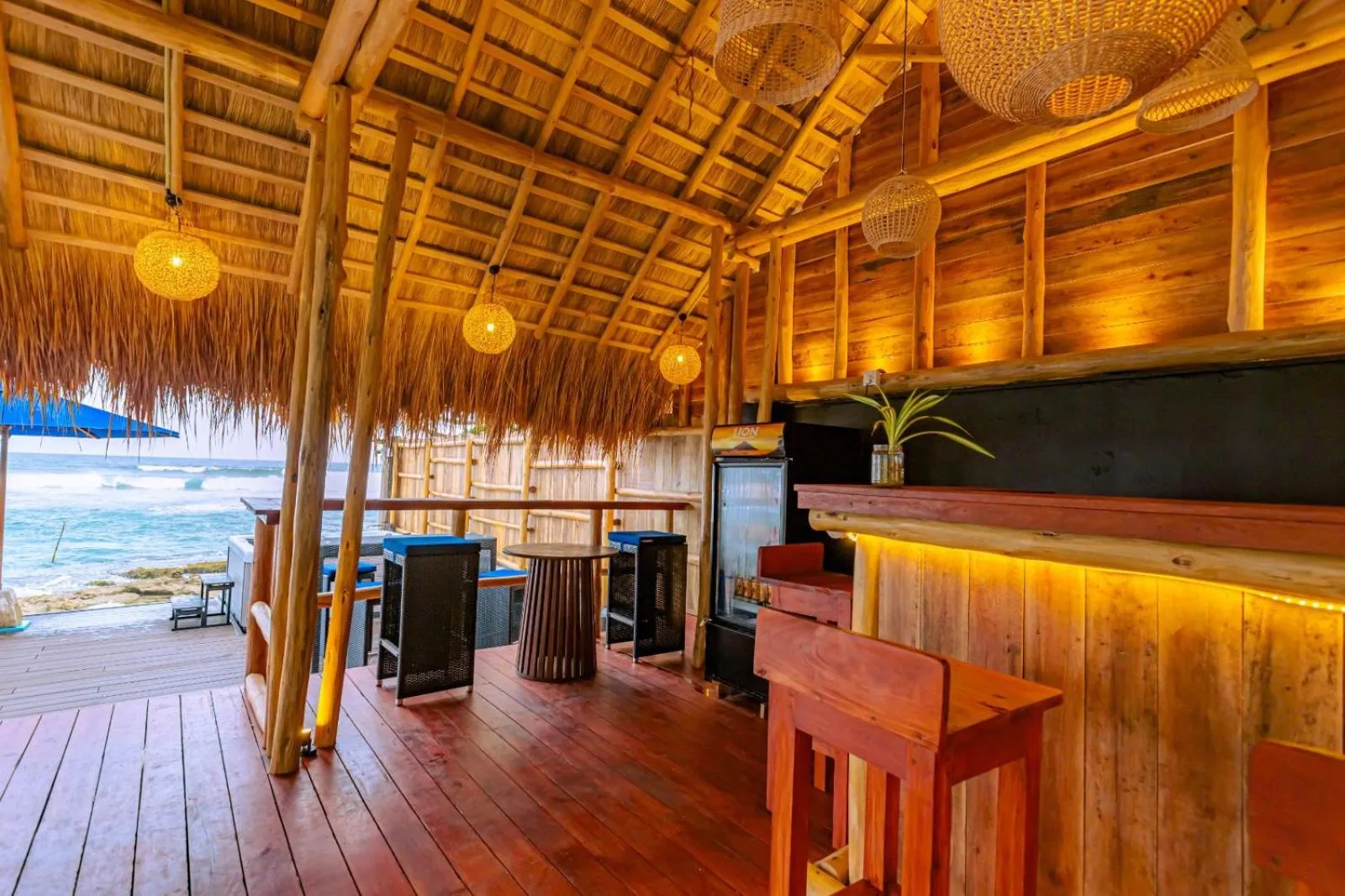 Lounge or bar in Beach & Bliss Mirissa