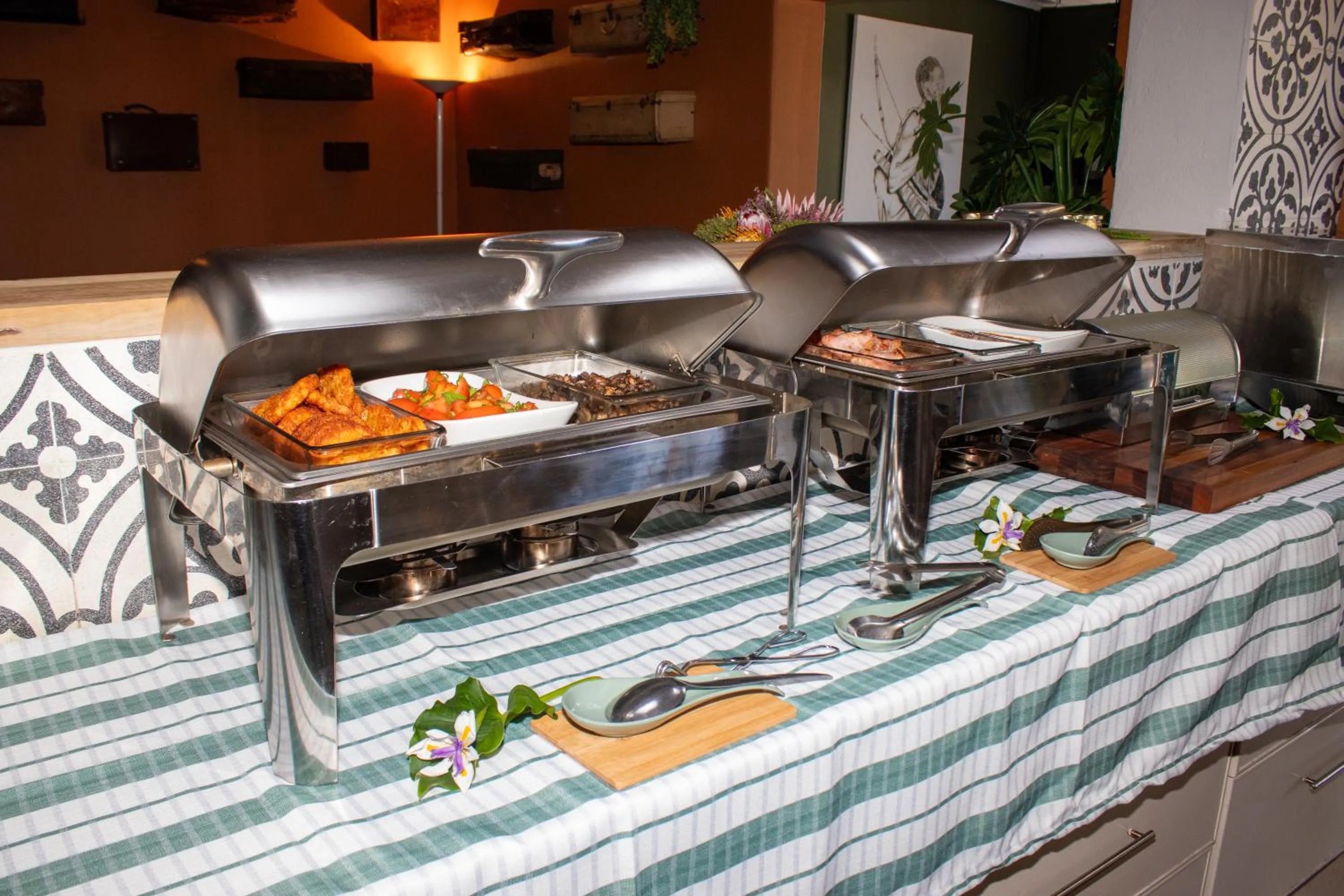 Restaurant/places to eat in Misty Mountain Reserve