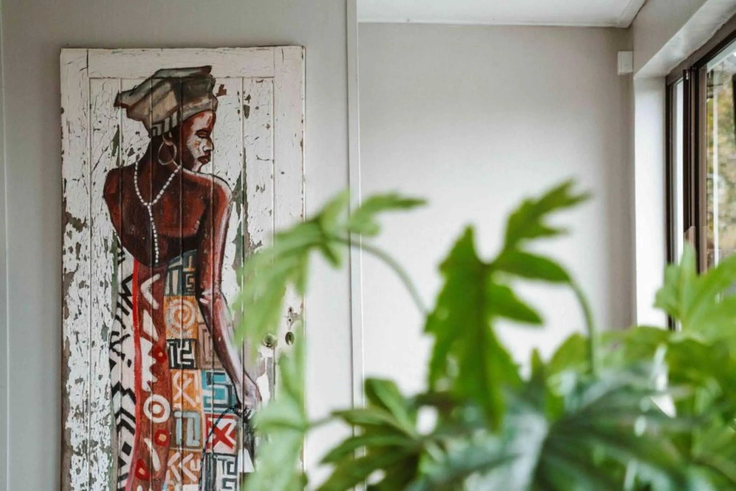 Decorative detail in Misty Mountain Reserve