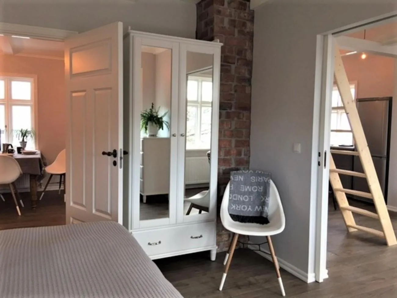 Dining area in Day Dream Soleyjargata Rooms & Apartments