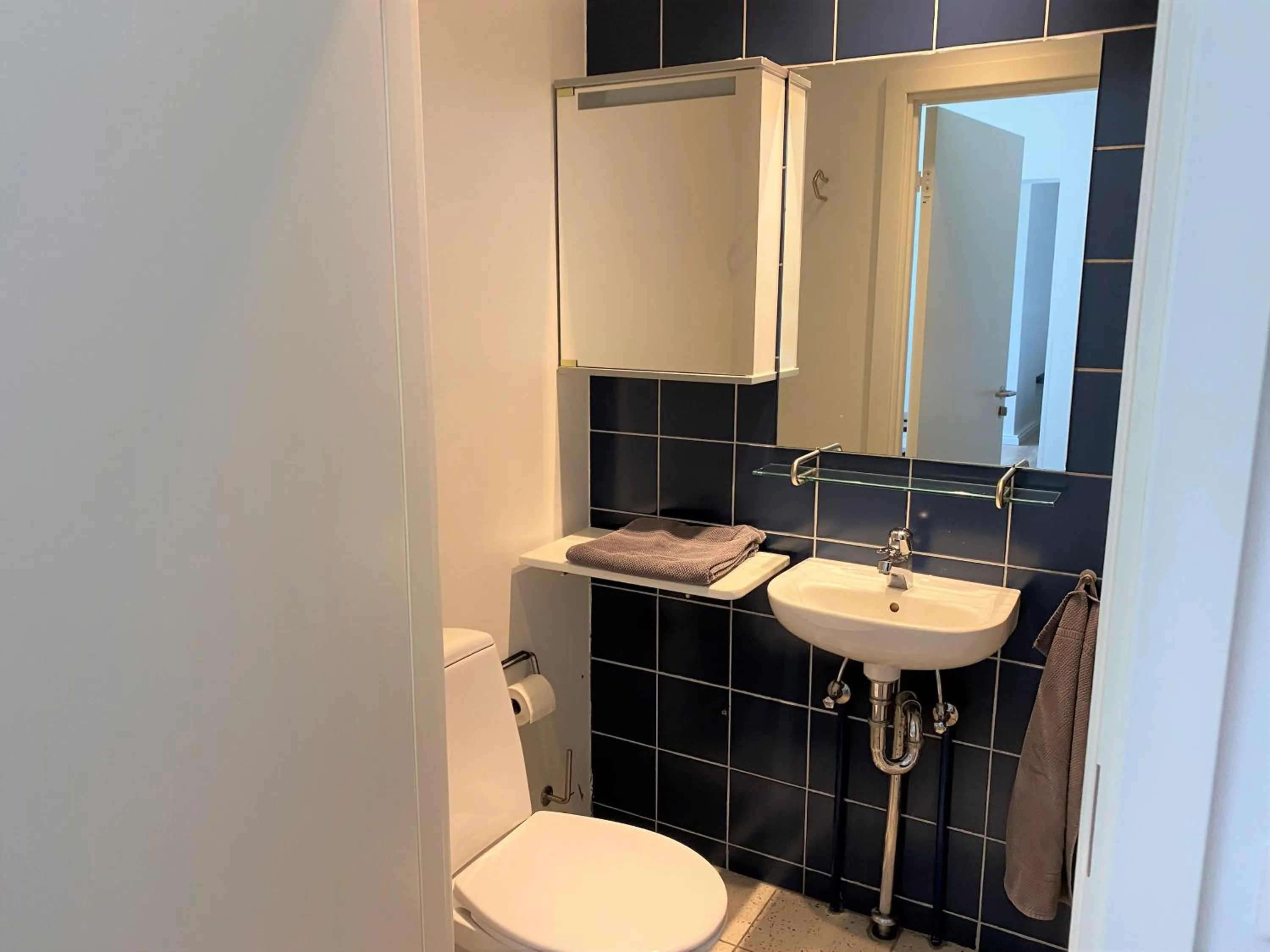 Bathroom in Day Dream Soleyjargata Rooms & Apartments