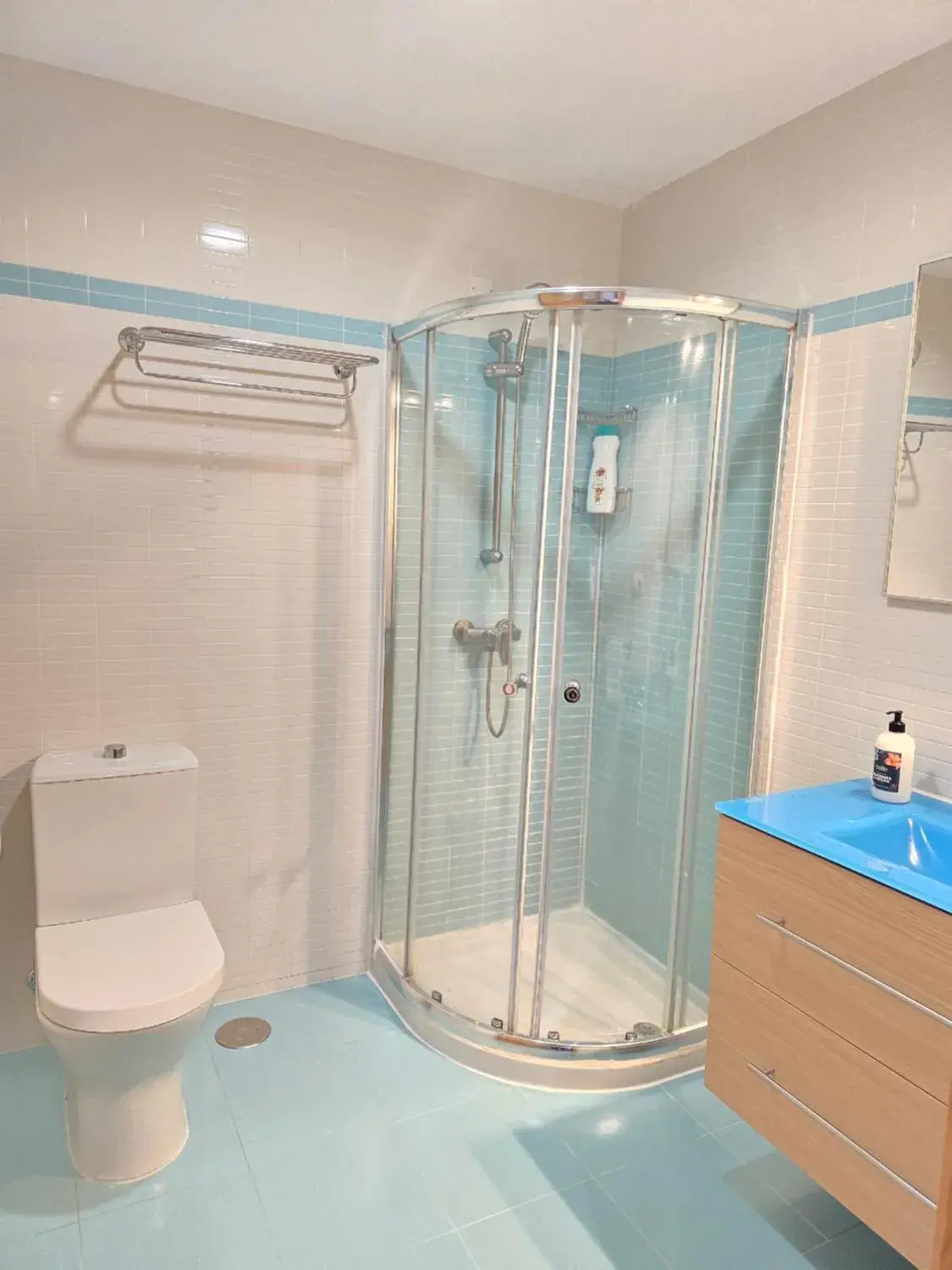 Twin Room with Shared Bathroom in Pensión Pedrouzo Twin Room with Shared Bathroom in Pensión Pedrouzo