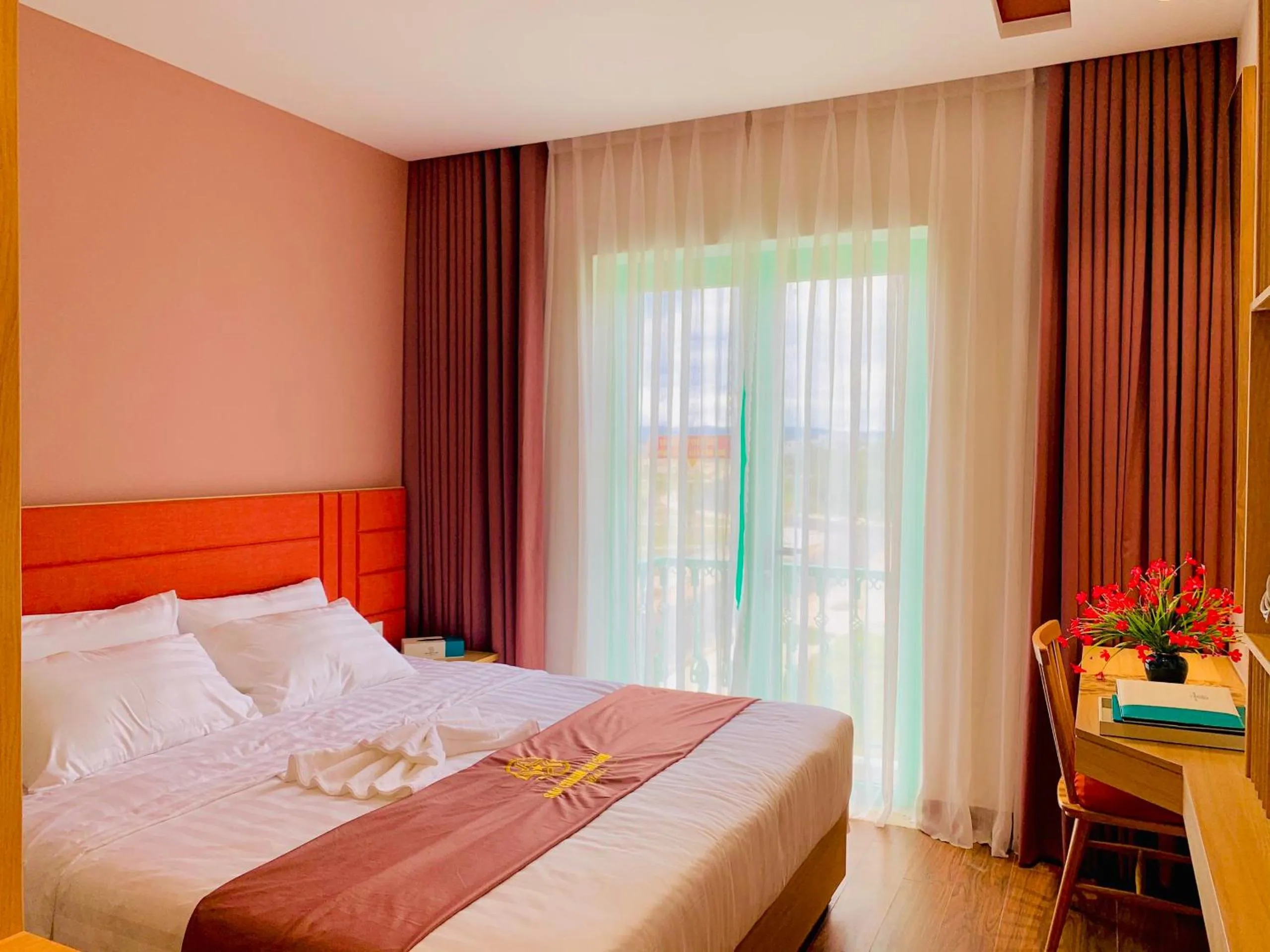 Bedroom, Bed in Sao Charm Sài Gòn Hotel