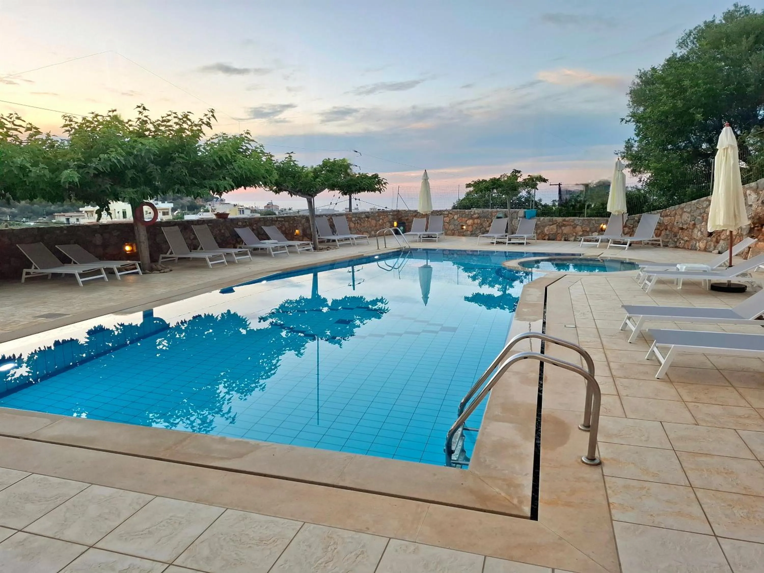 Summer in Sunny Hill by Estia ex Mary Sofi