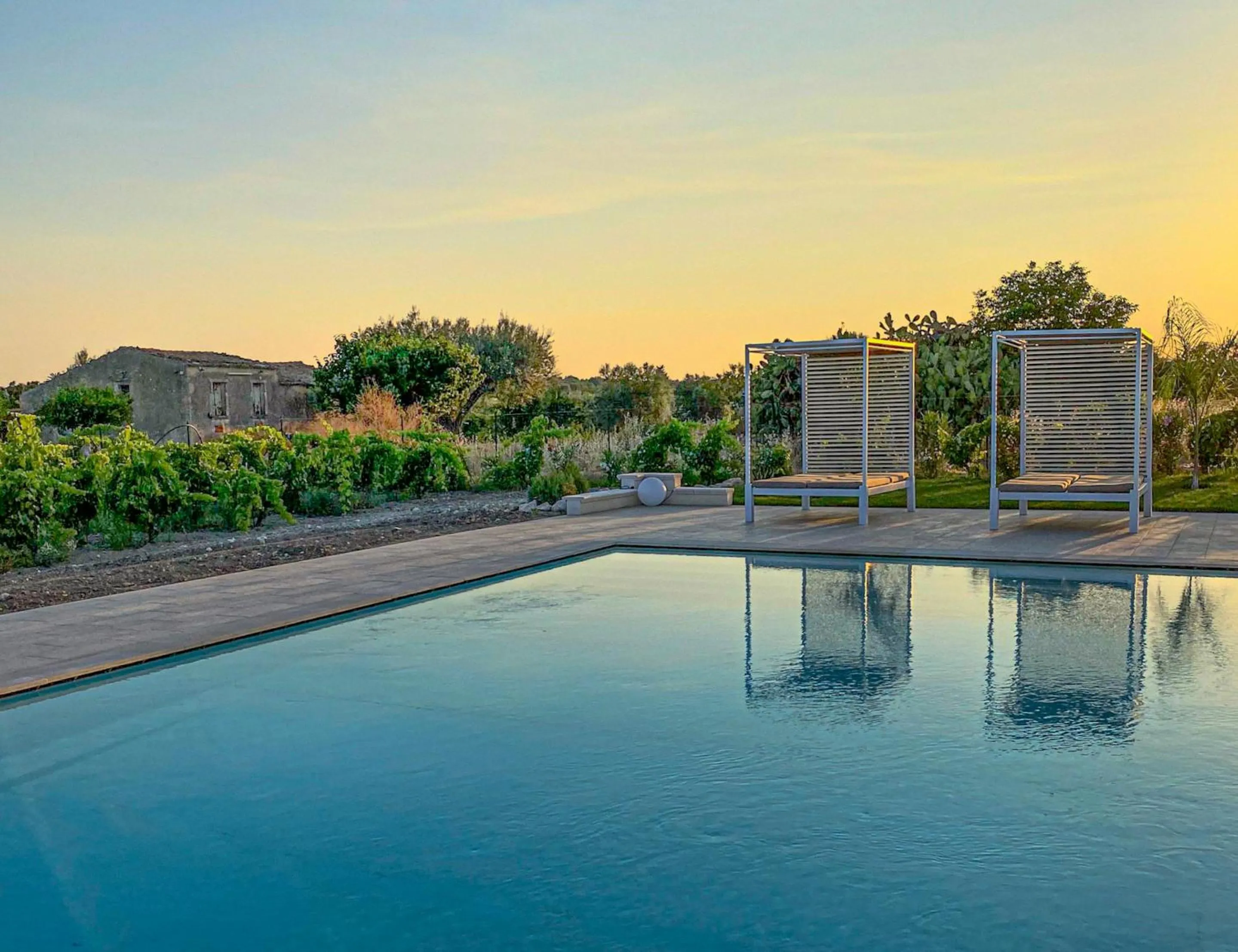 Pool view in Dimora Calauriia - Adults Only