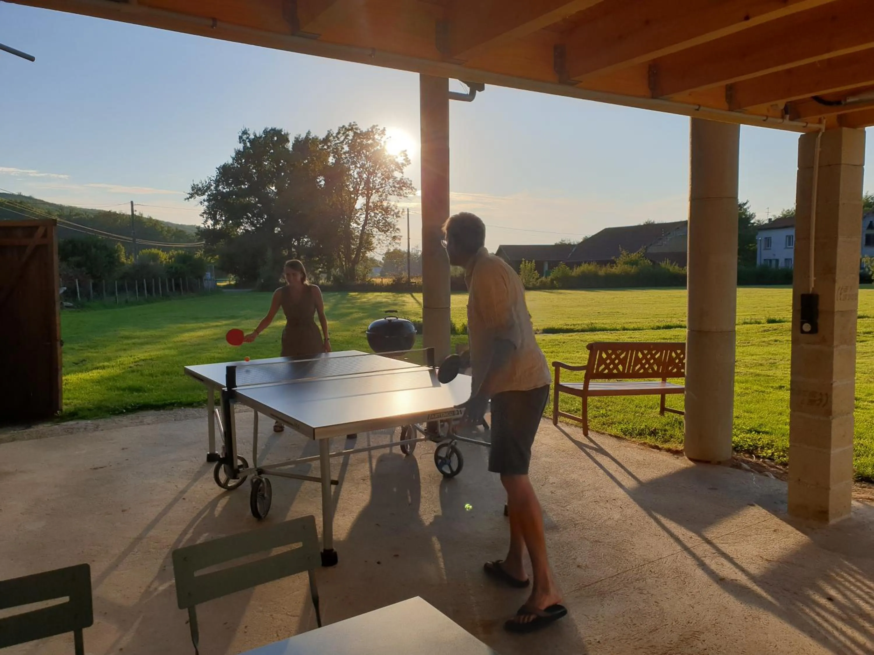 Table tennis in Chambres et Table d'hôtes "La Pastorale Gourmande" FR - NE - EN - DE - IT
