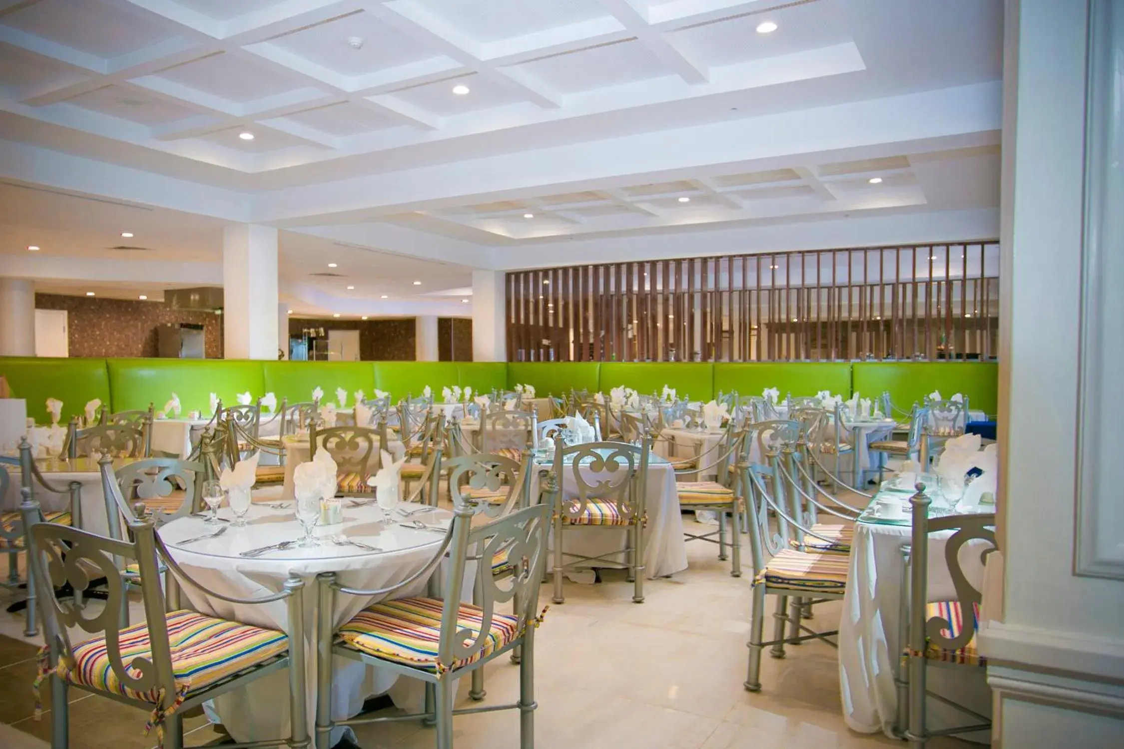 Restaurant/places to eat in Breezes Resort & Spa All Inclusive, Bahamas Restaurant/places to eat in Breezes Resort & Spa All Inclusive, Bahamas