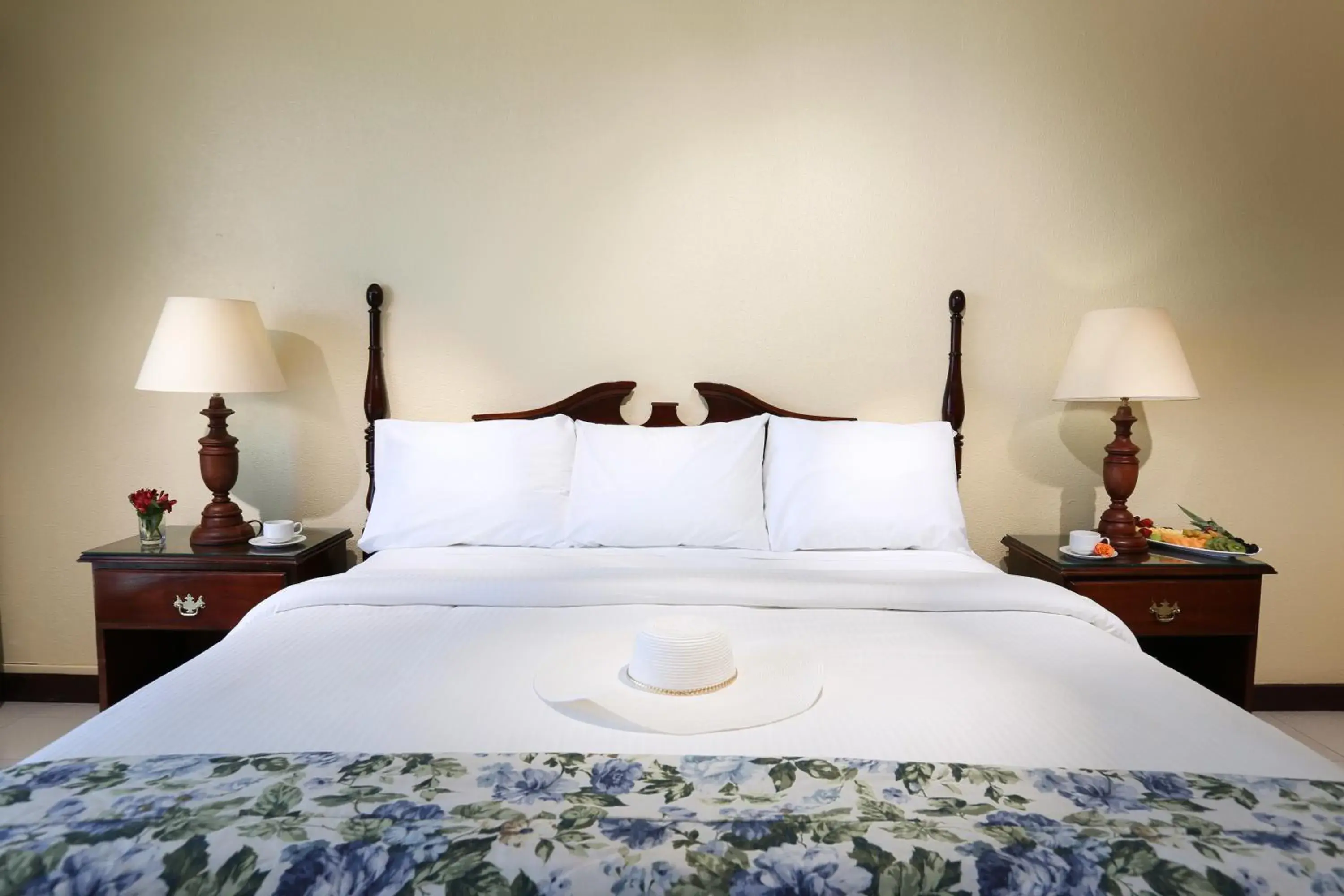 Bed in Breezes Resort & Spa All Inclusive, Bahamas Bed in Breezes Resort & Spa All Inclusive, Bahamas