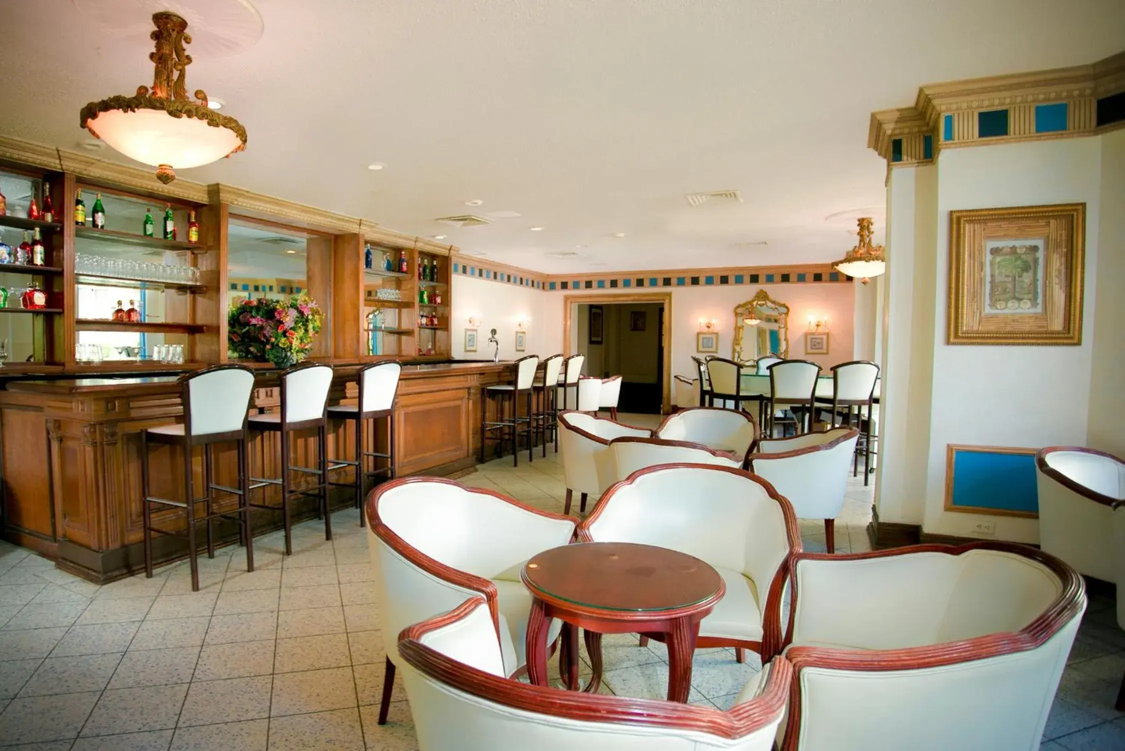 Lounge or bar in Breezes Resort & Spa All Inclusive, Bahamas Lounge or bar in Breezes Resort & Spa All Inclusive, Bahamas