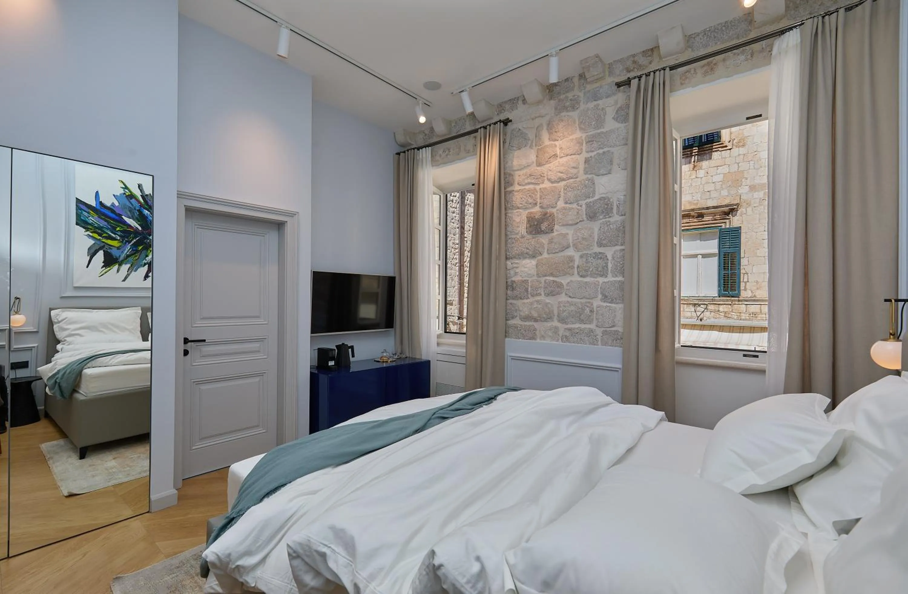 Nearby landmark, Bed in Bota Palace