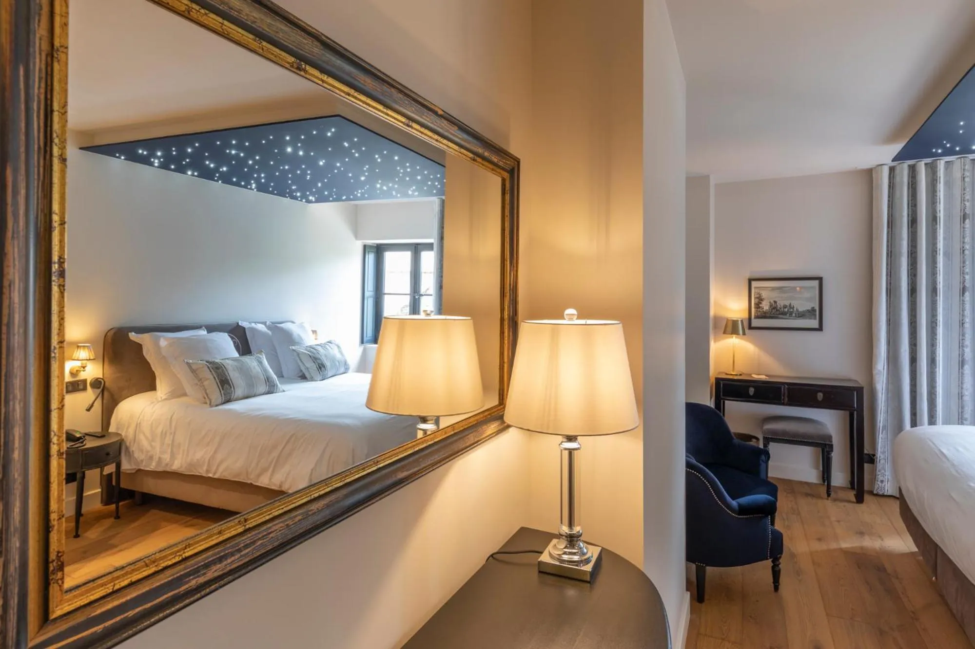 Bedroom, Bed in Hôtel Villa Alexandre