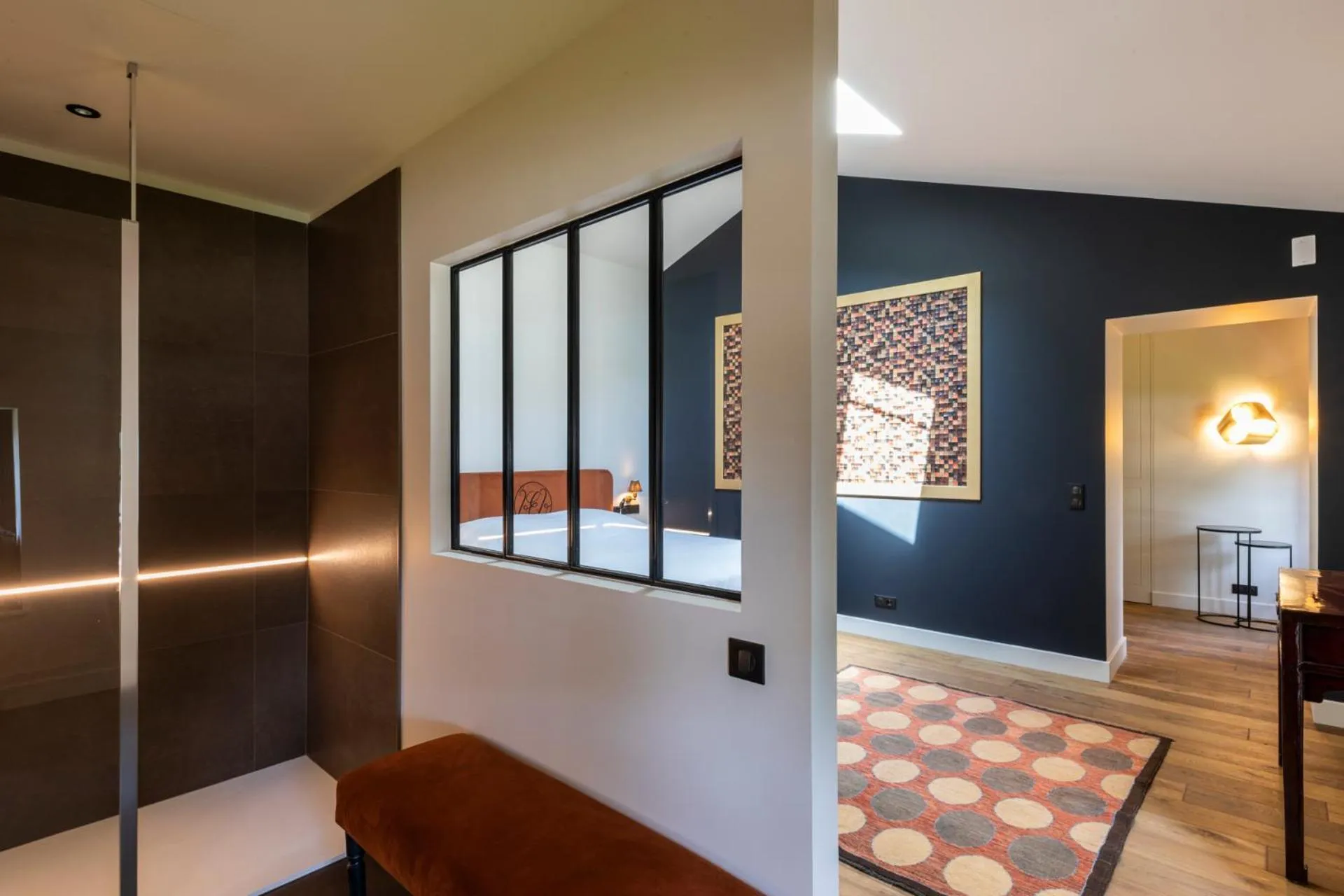 Bathroom, Bed in Hôtel Villa Alexandre