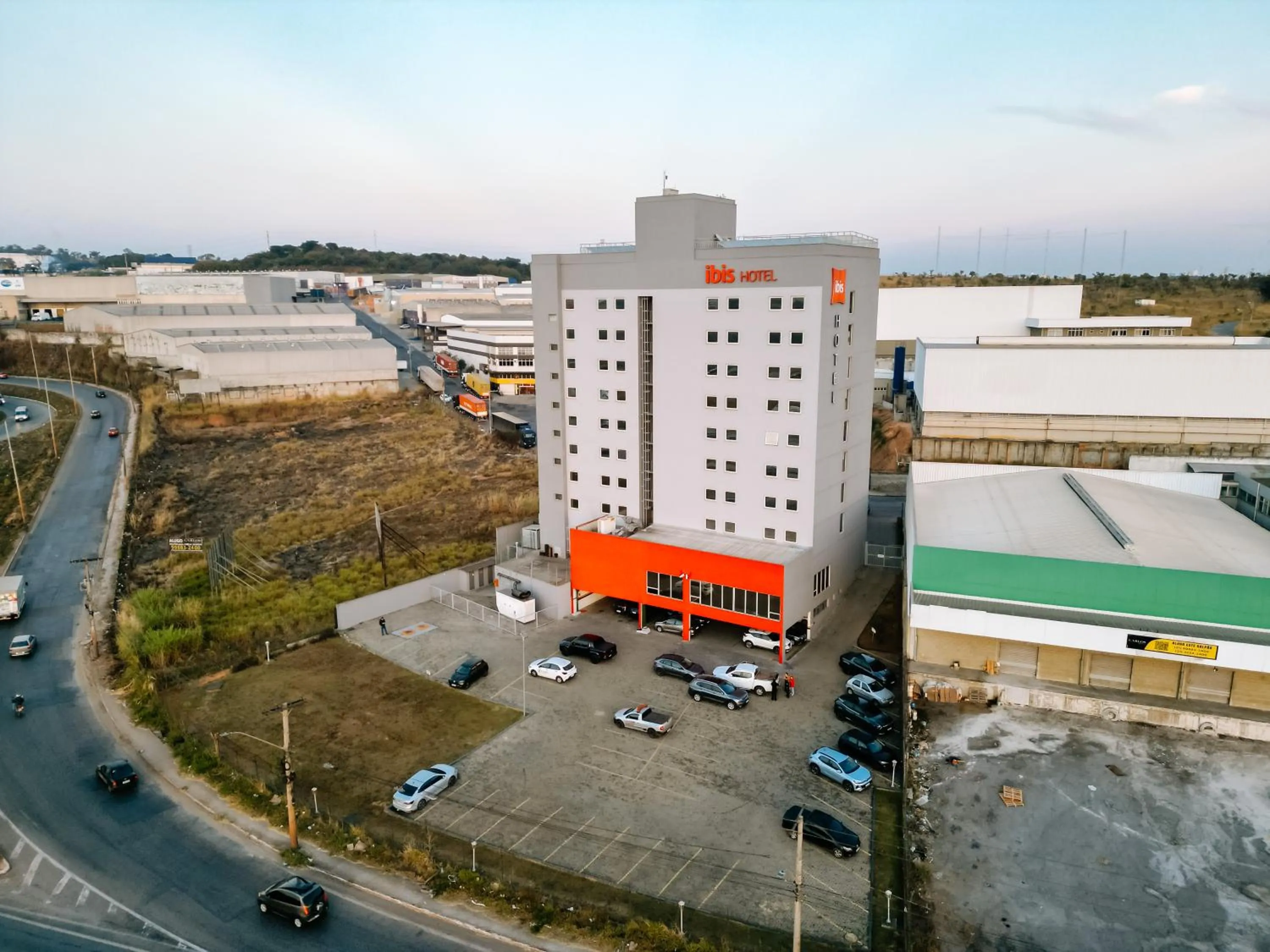 Property building in ibis Contagem Ceasa