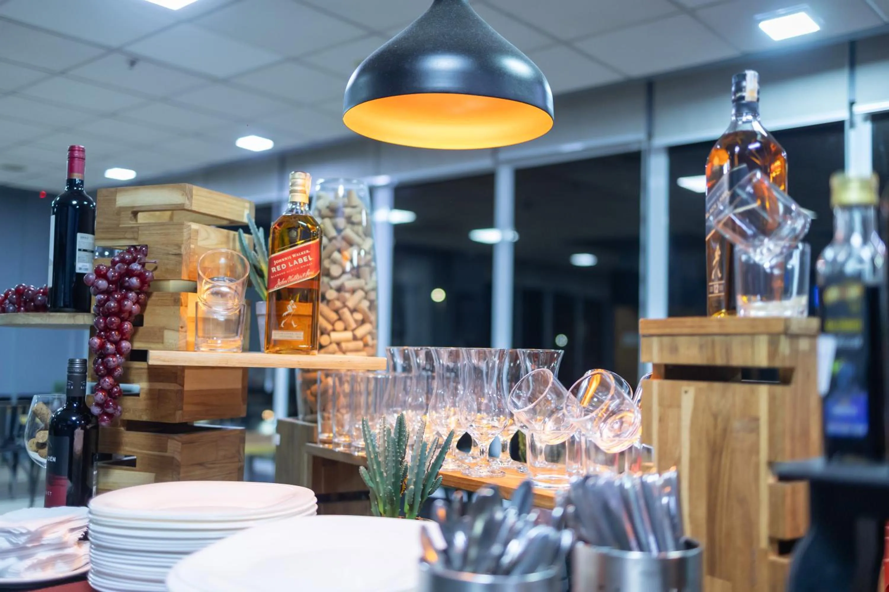 Restaurant/places to eat in ibis Contagem Ceasa