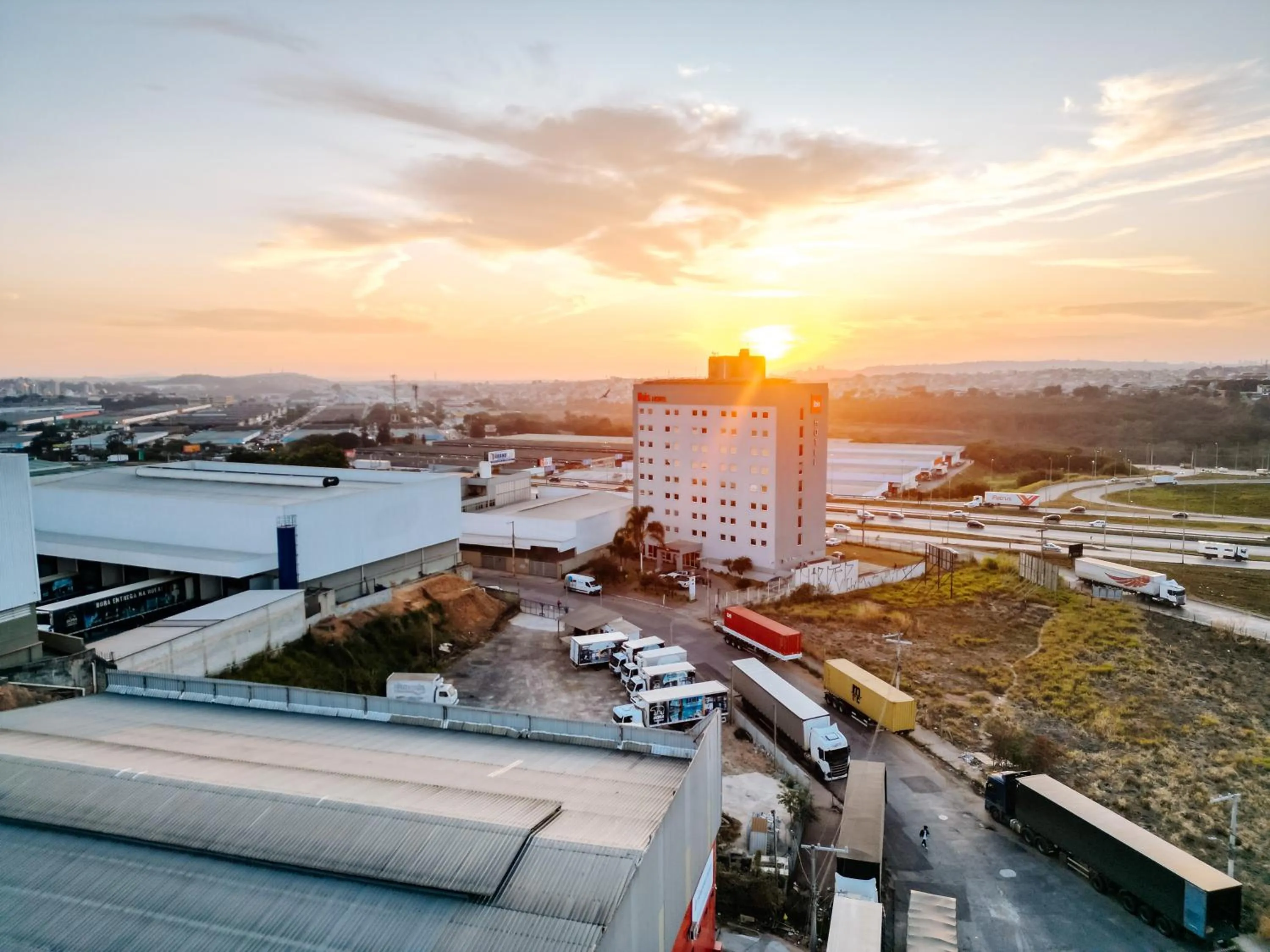 Facade/entrance in ibis Contagem Ceasa