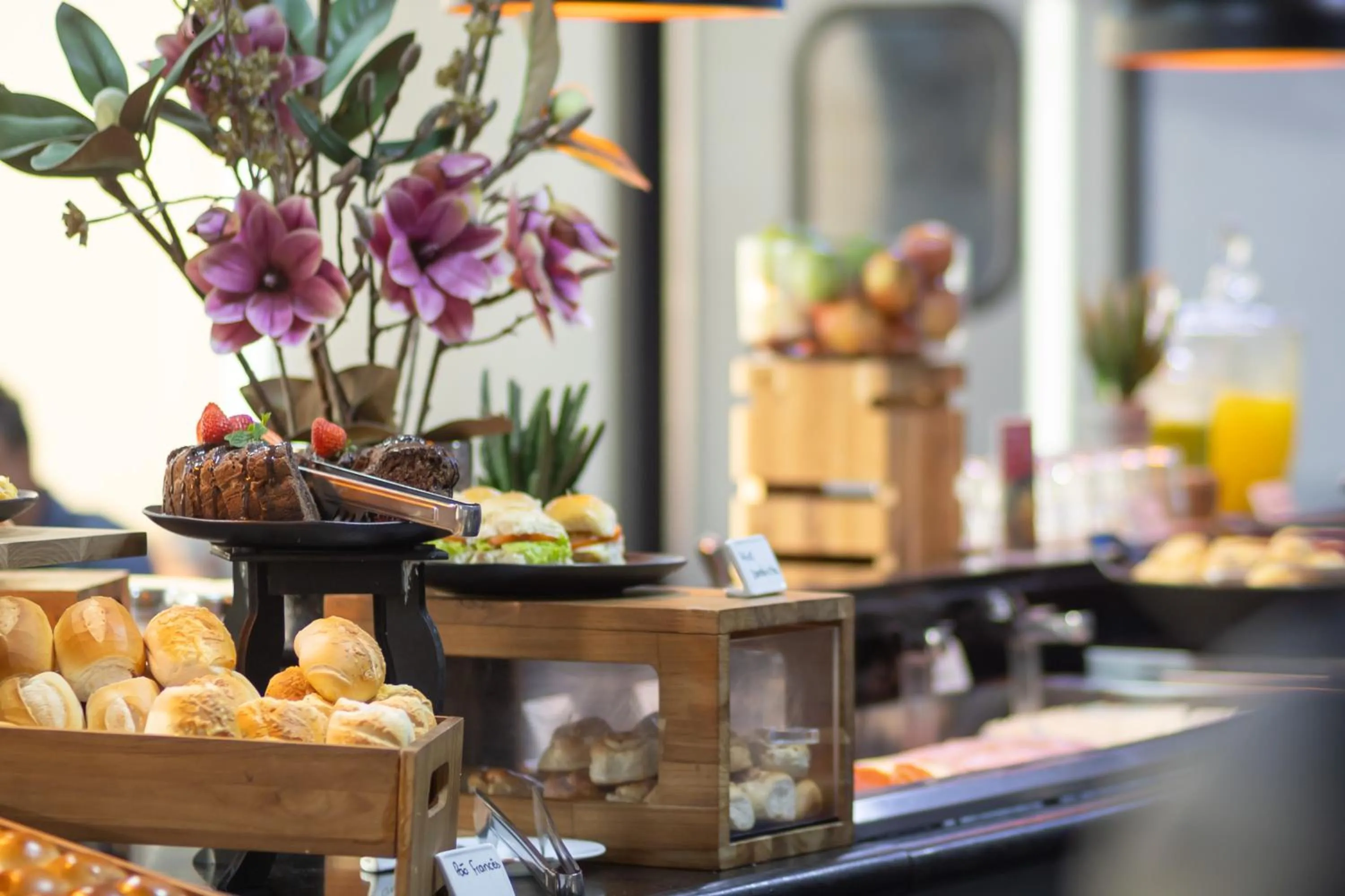 Breakfast in ibis Contagem Ceasa