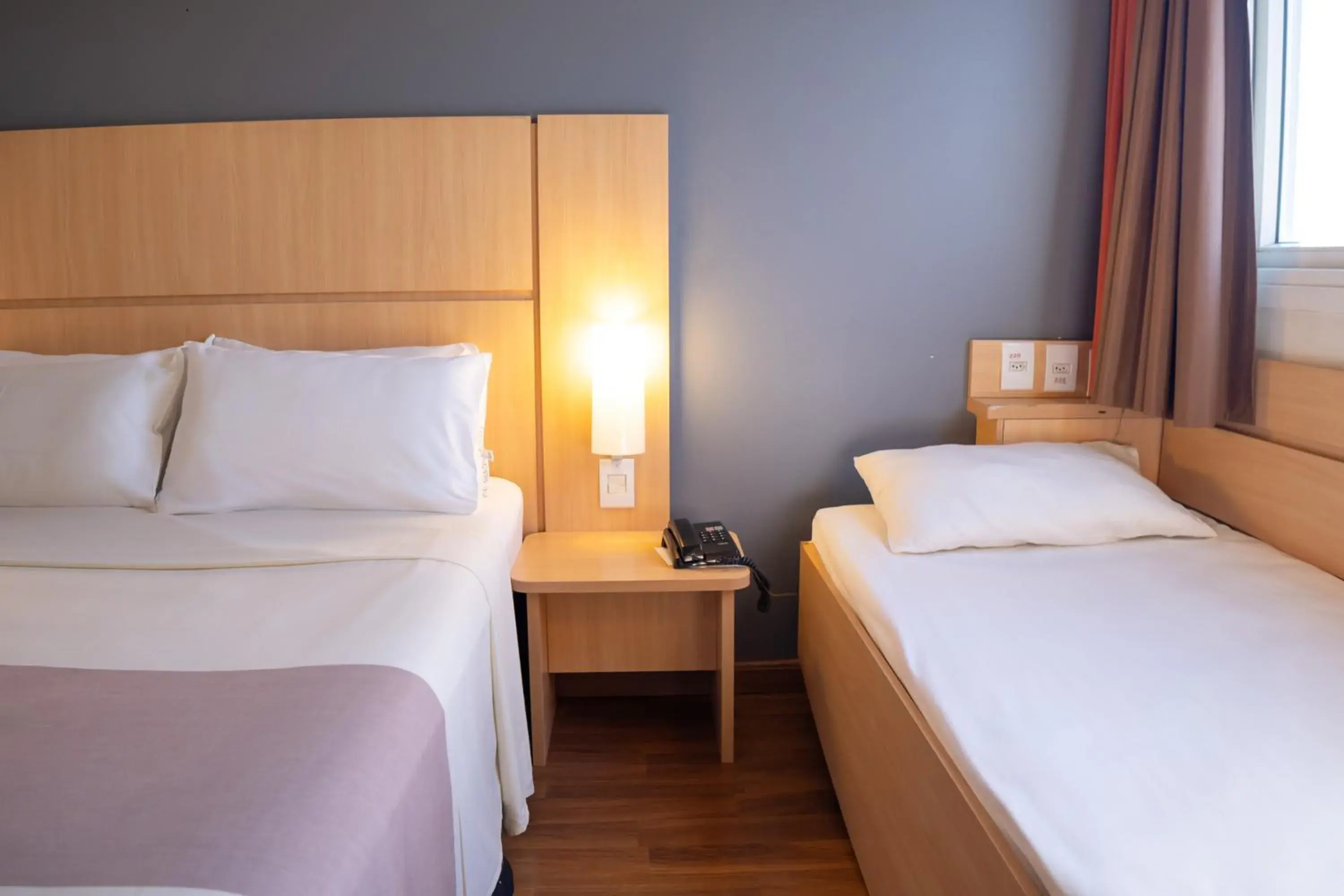 Bed in ibis Contagem Ceasa Bed in ibis Contagem Ceasa