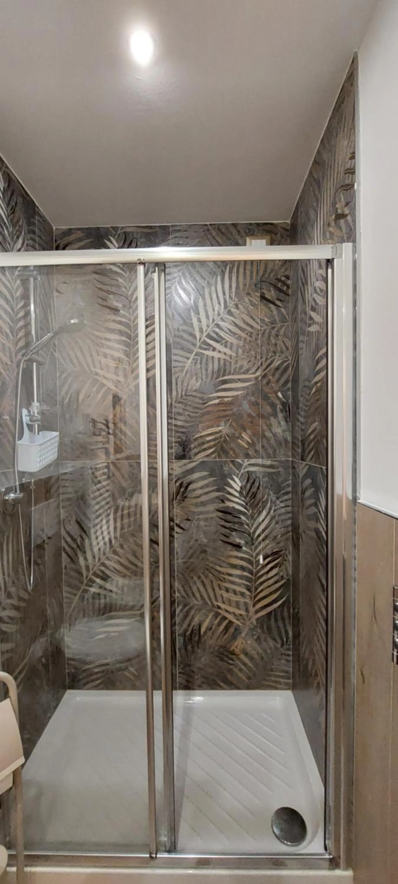 Shower in Bellavista Versilia