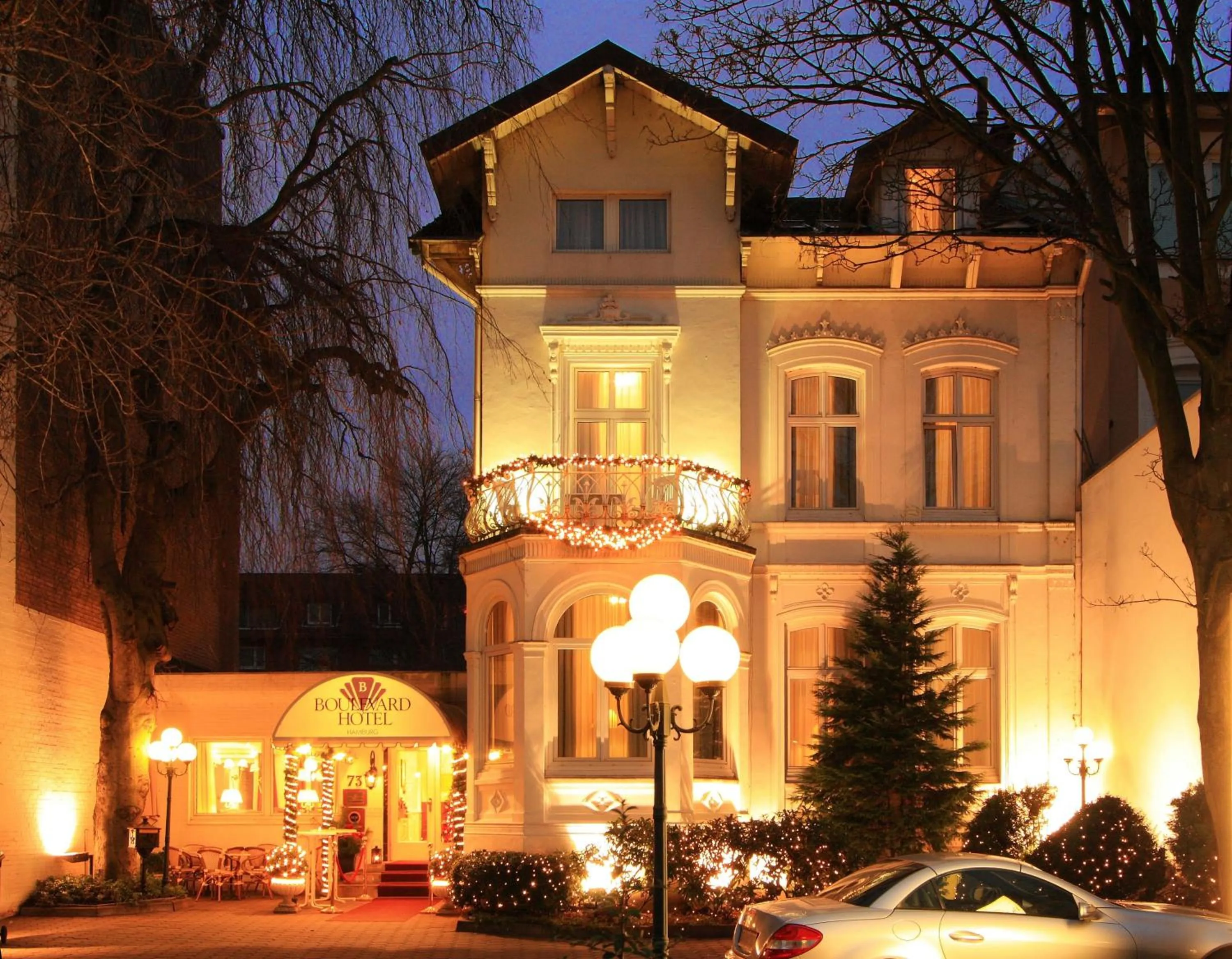 Property building in Boulevard Hotel Hamburg