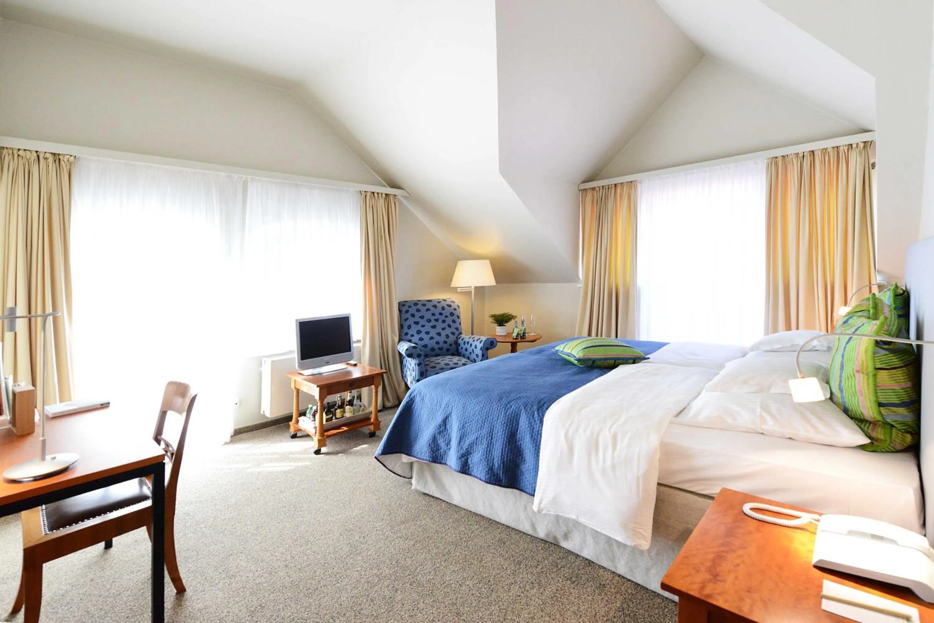 Bed in Romantik Hotel Jagdhaus Waldfrieden