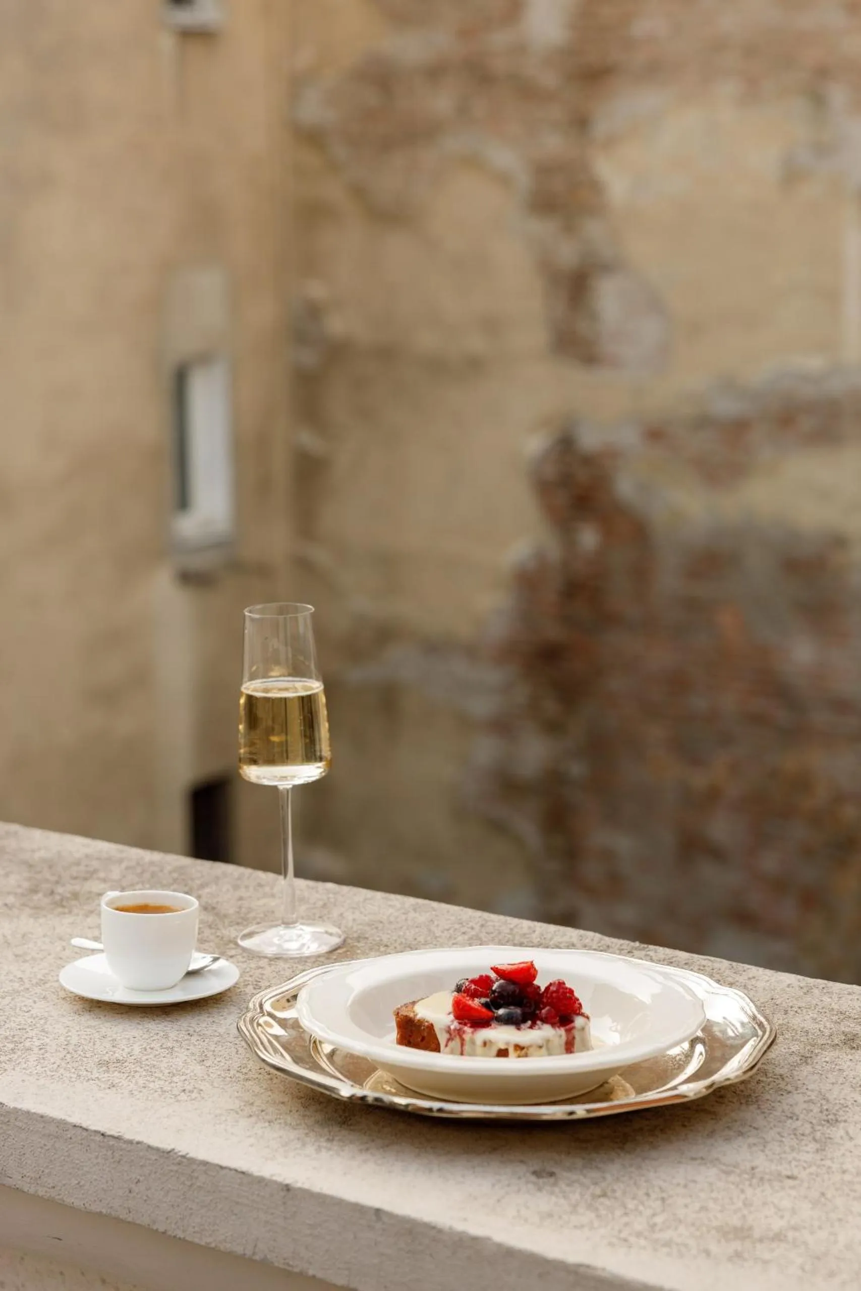 Food and drinks in Pavilion Boutique Hotel