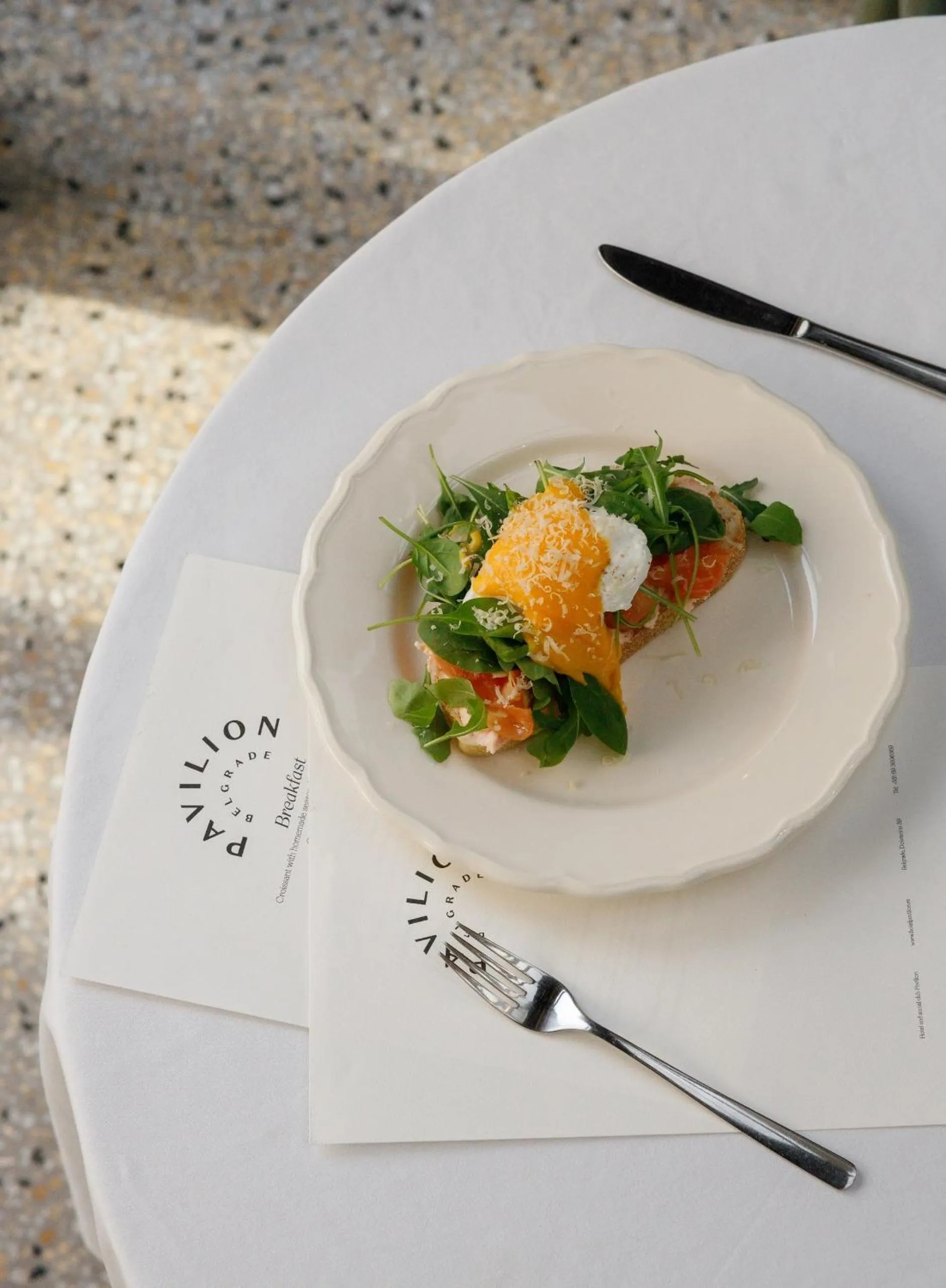 Food and drinks in Pavilion Boutique Hotel