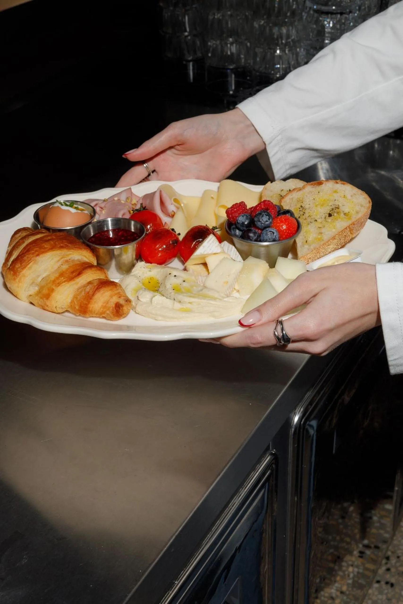 Food and drinks in Pavilion Boutique Hotel