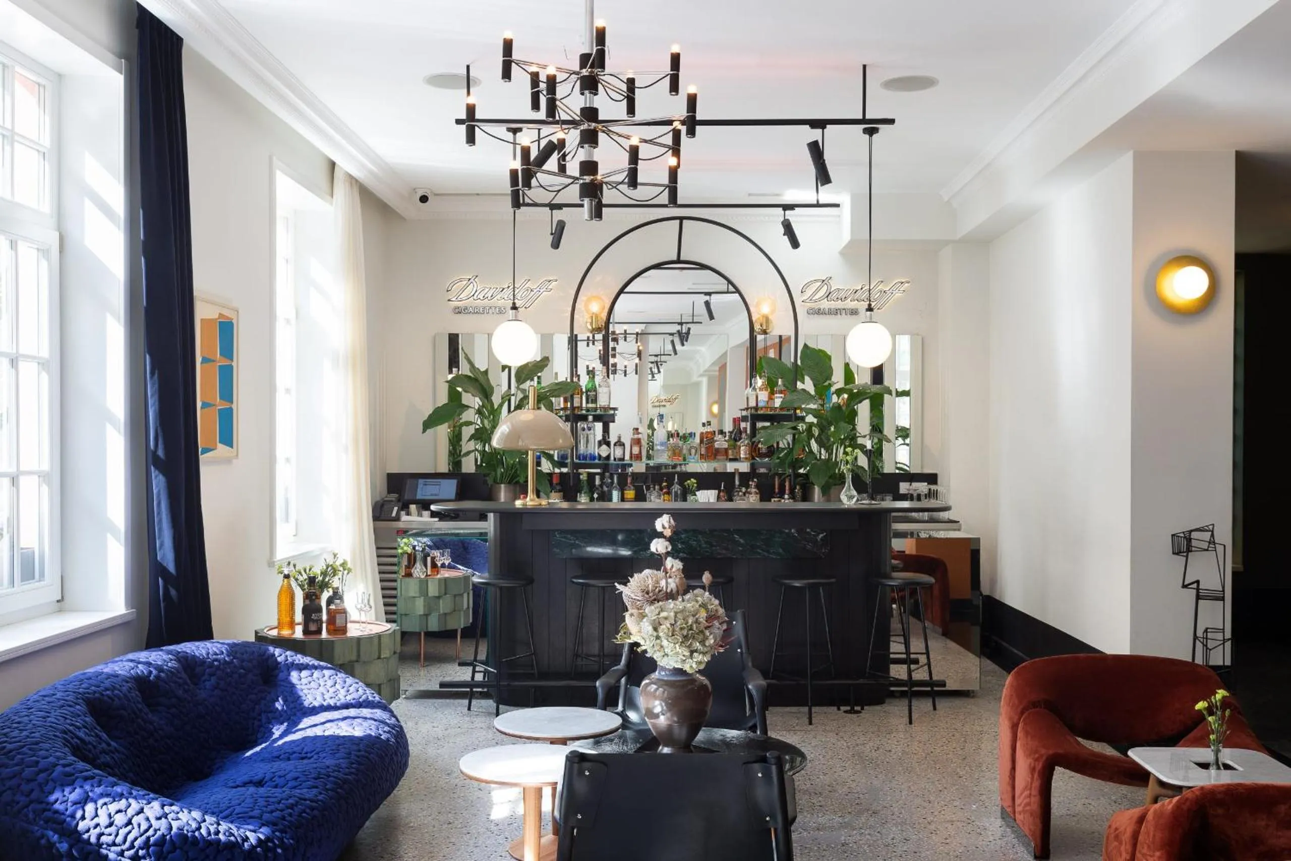 Restaurant/places to eat in Pavilion Boutique Hotel