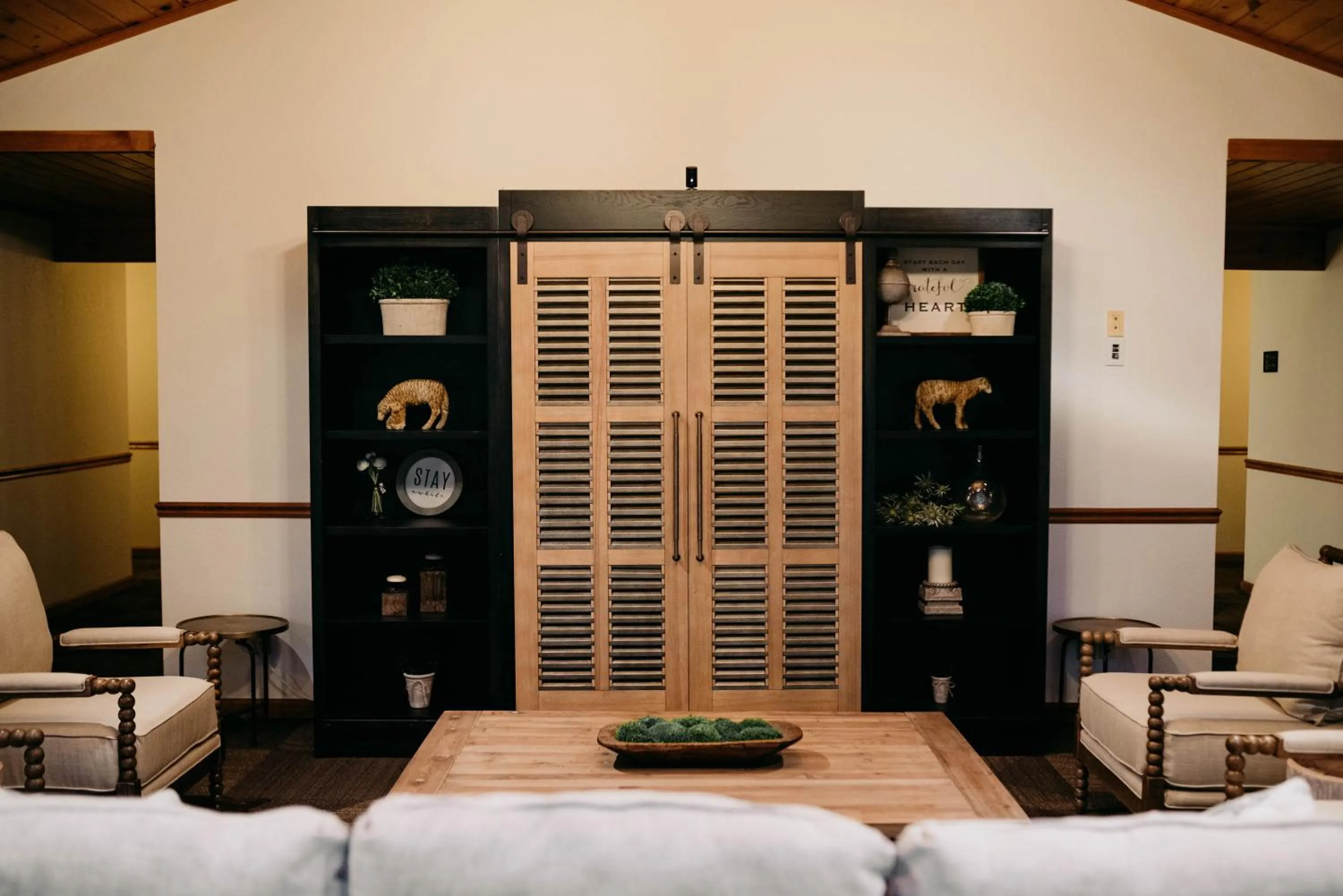 Communal lounge/ TV room in Sylvan Valley Lodge and Cellars