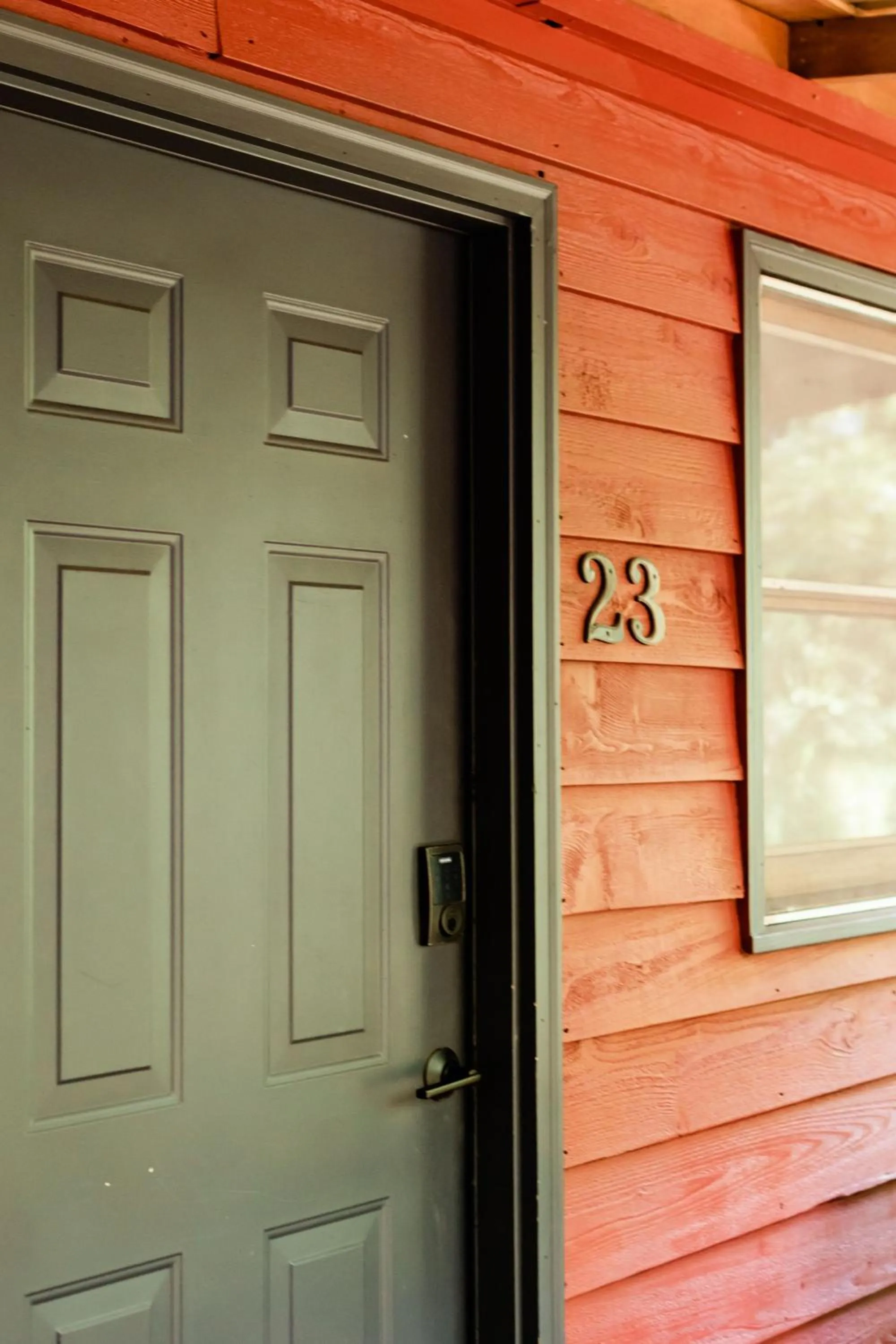 Facade/entrance in Sylvan Valley Lodge and Cellars
