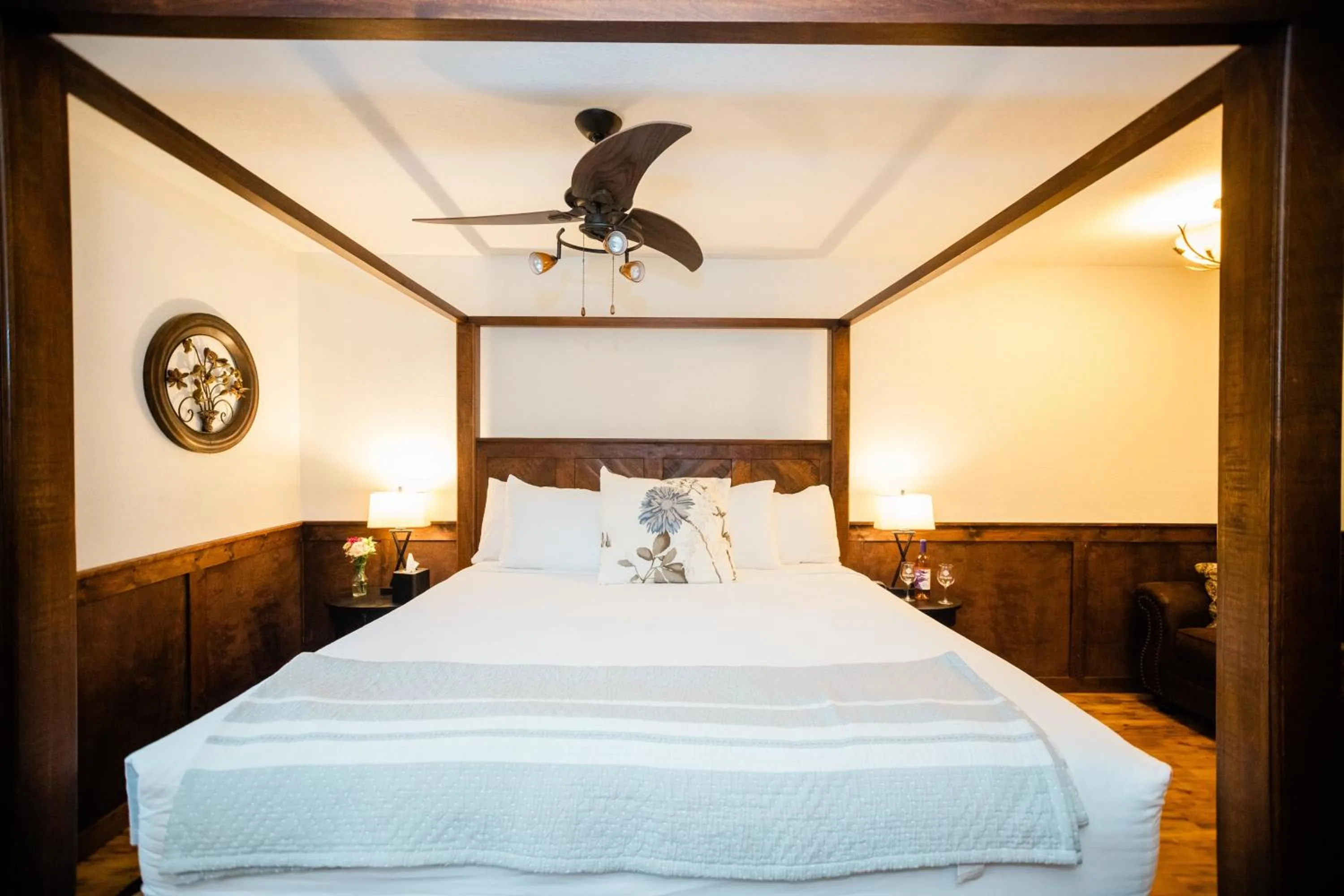 Bed in Sylvan Valley Lodge and Cellars