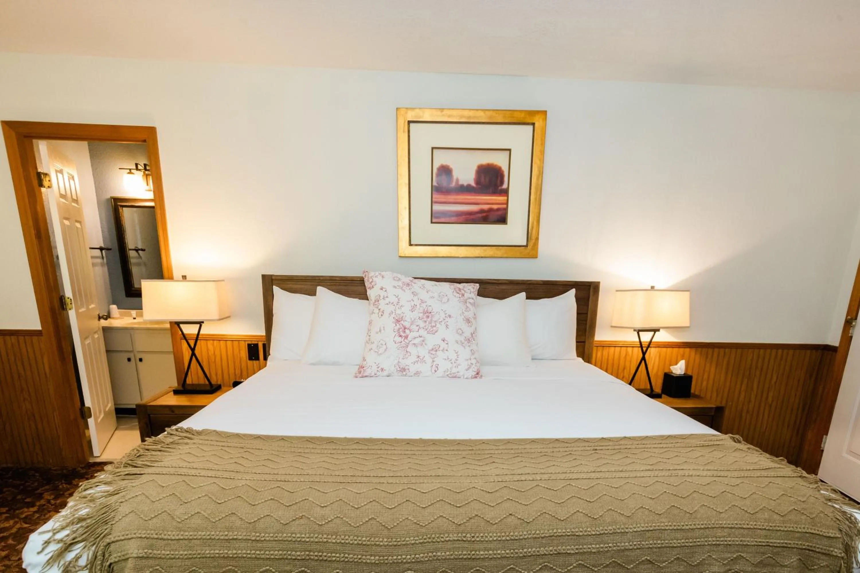 Bed in Sylvan Valley Lodge and Cellars