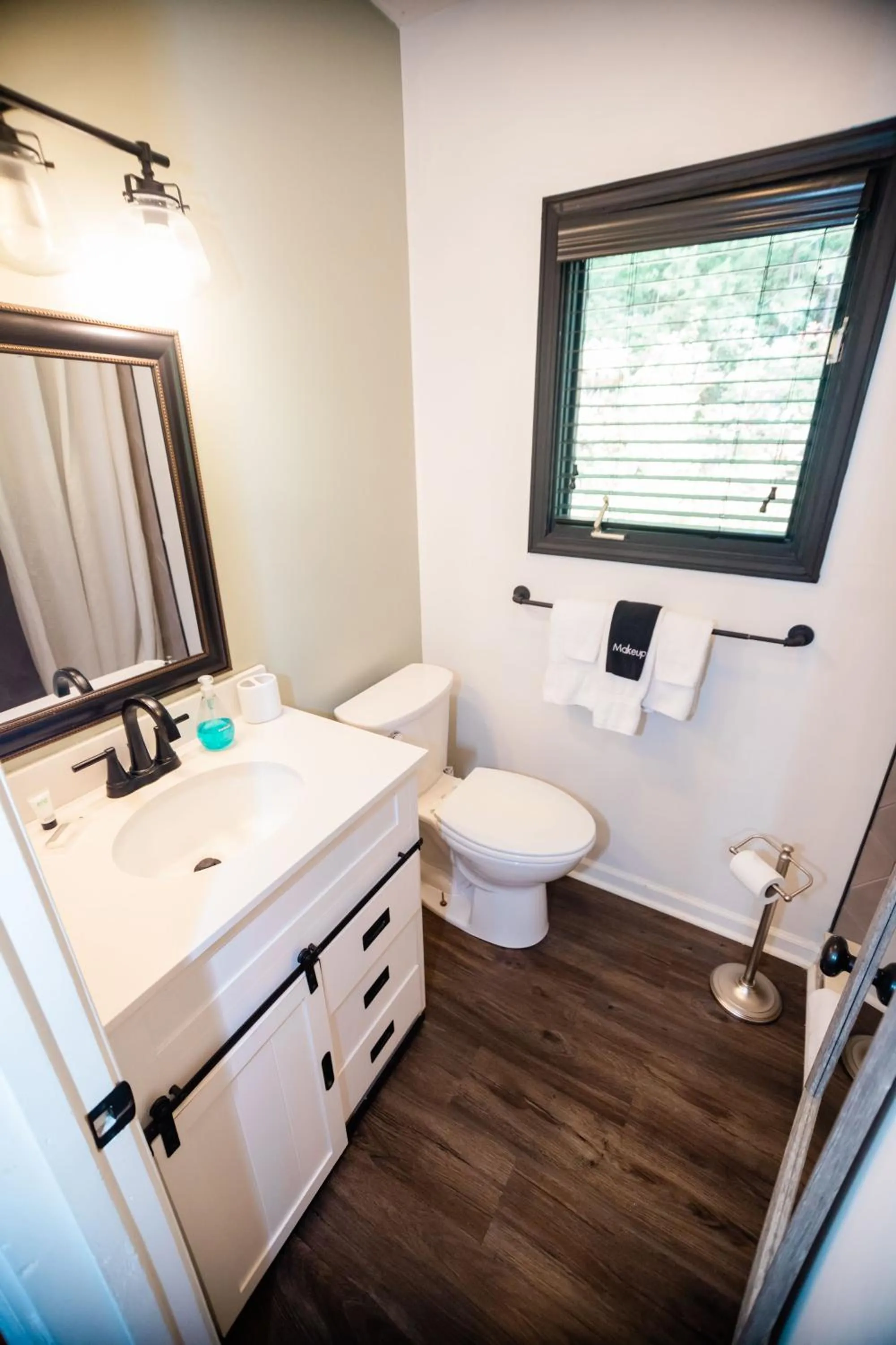 Toilet in Sylvan Valley Lodge and Cellars