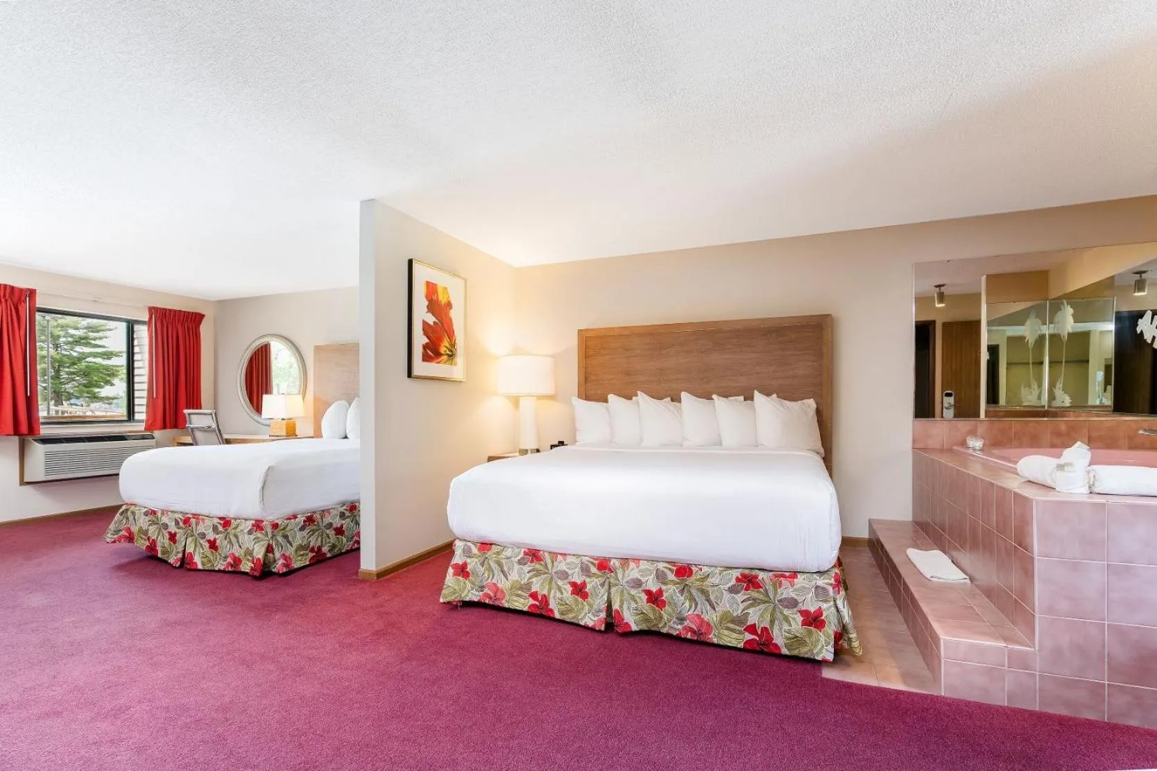 Balcony/Terrace, Bed in Aloha Beach Resort