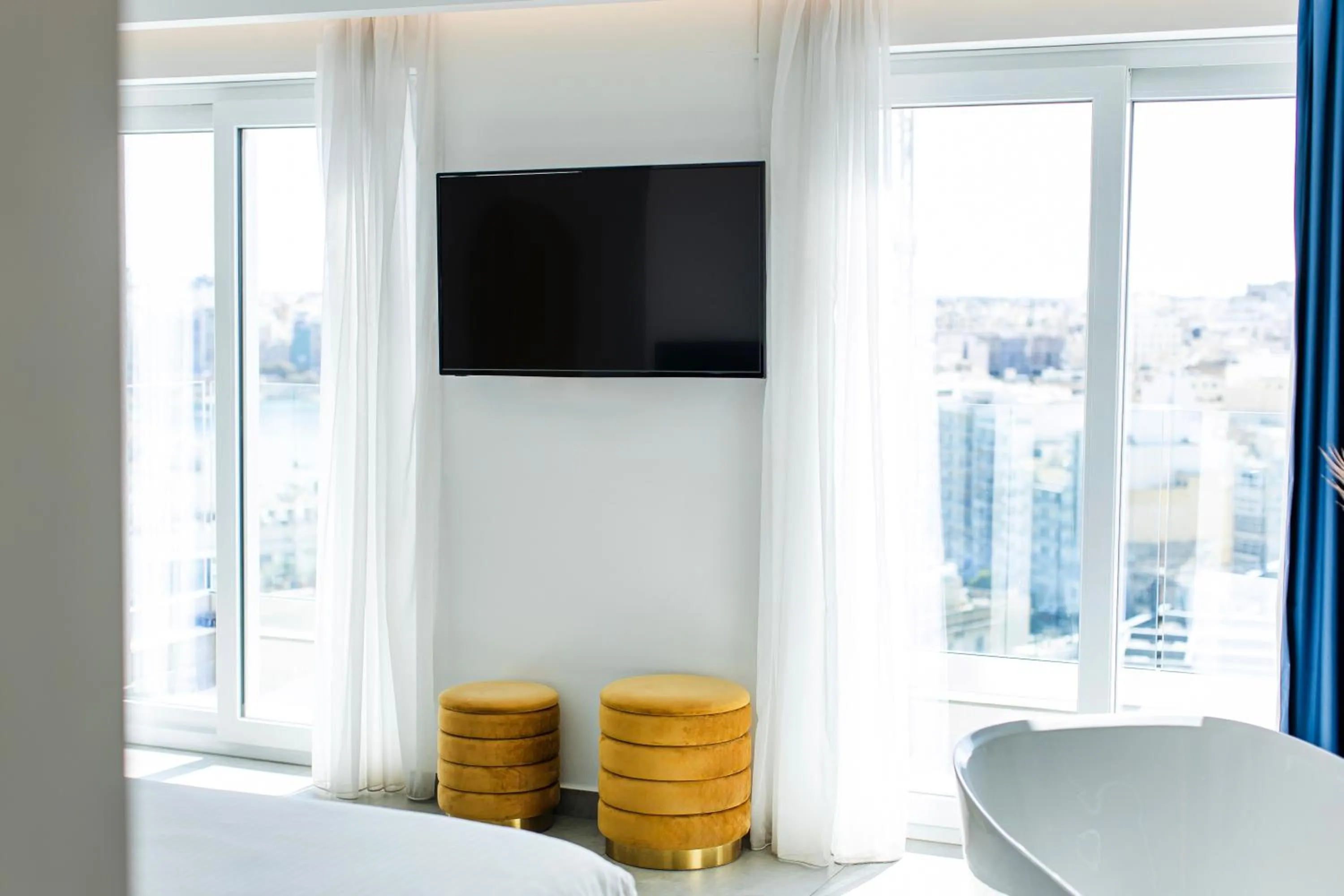 TV and multimedia in Flamingo Hotel Malta