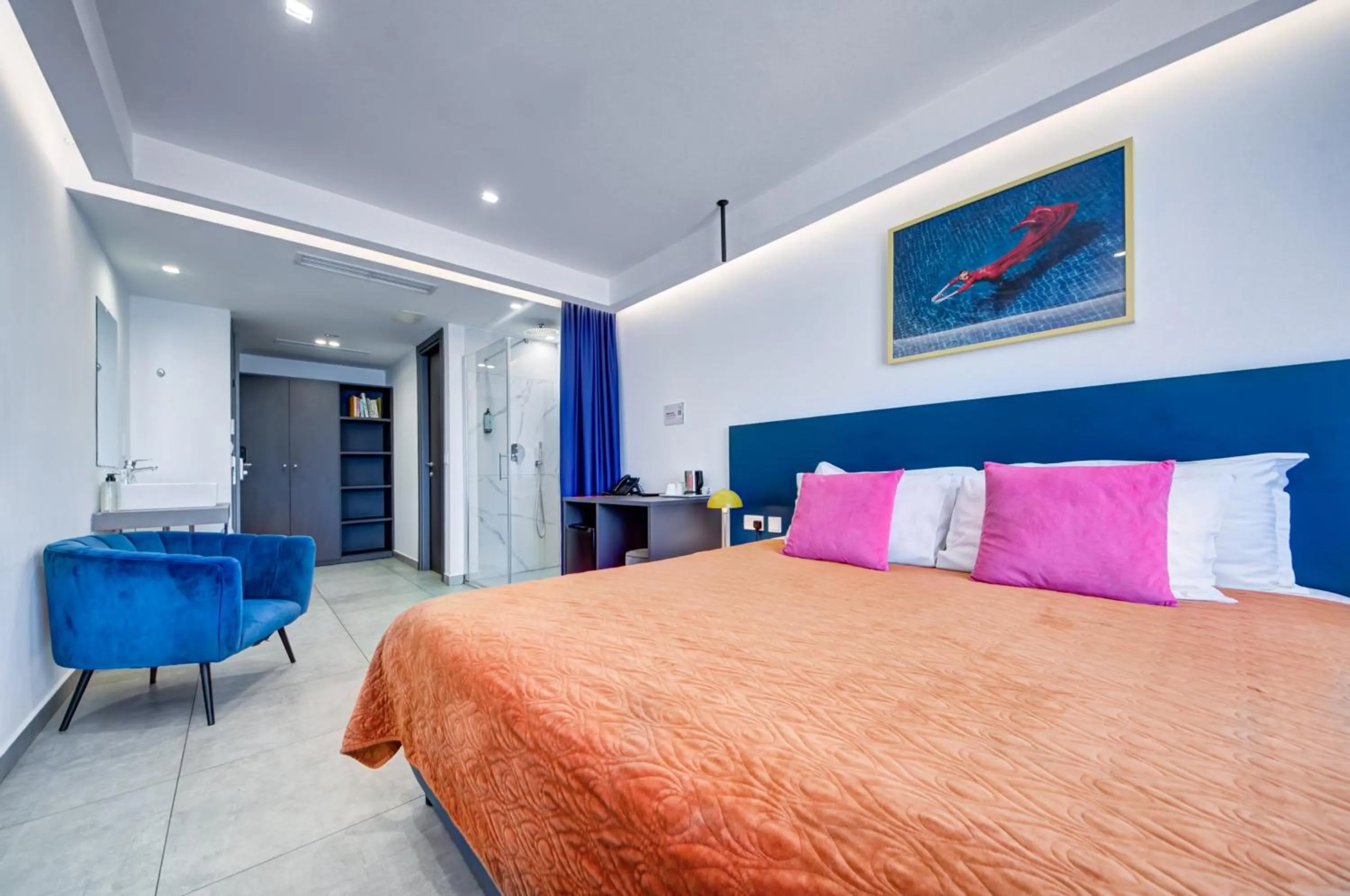 Bed in Flamingo Hotel Malta