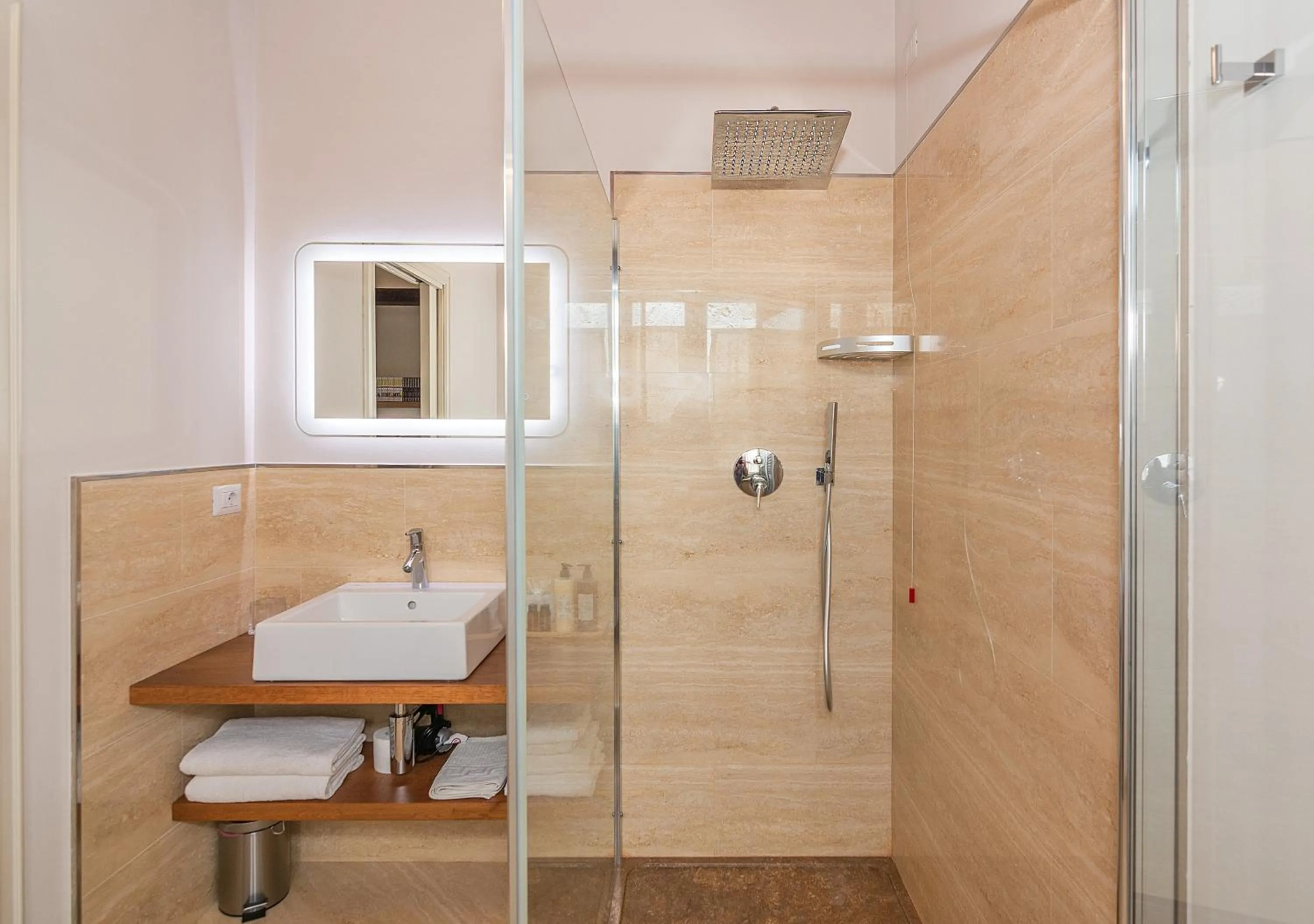 Bathroom in Casale1918