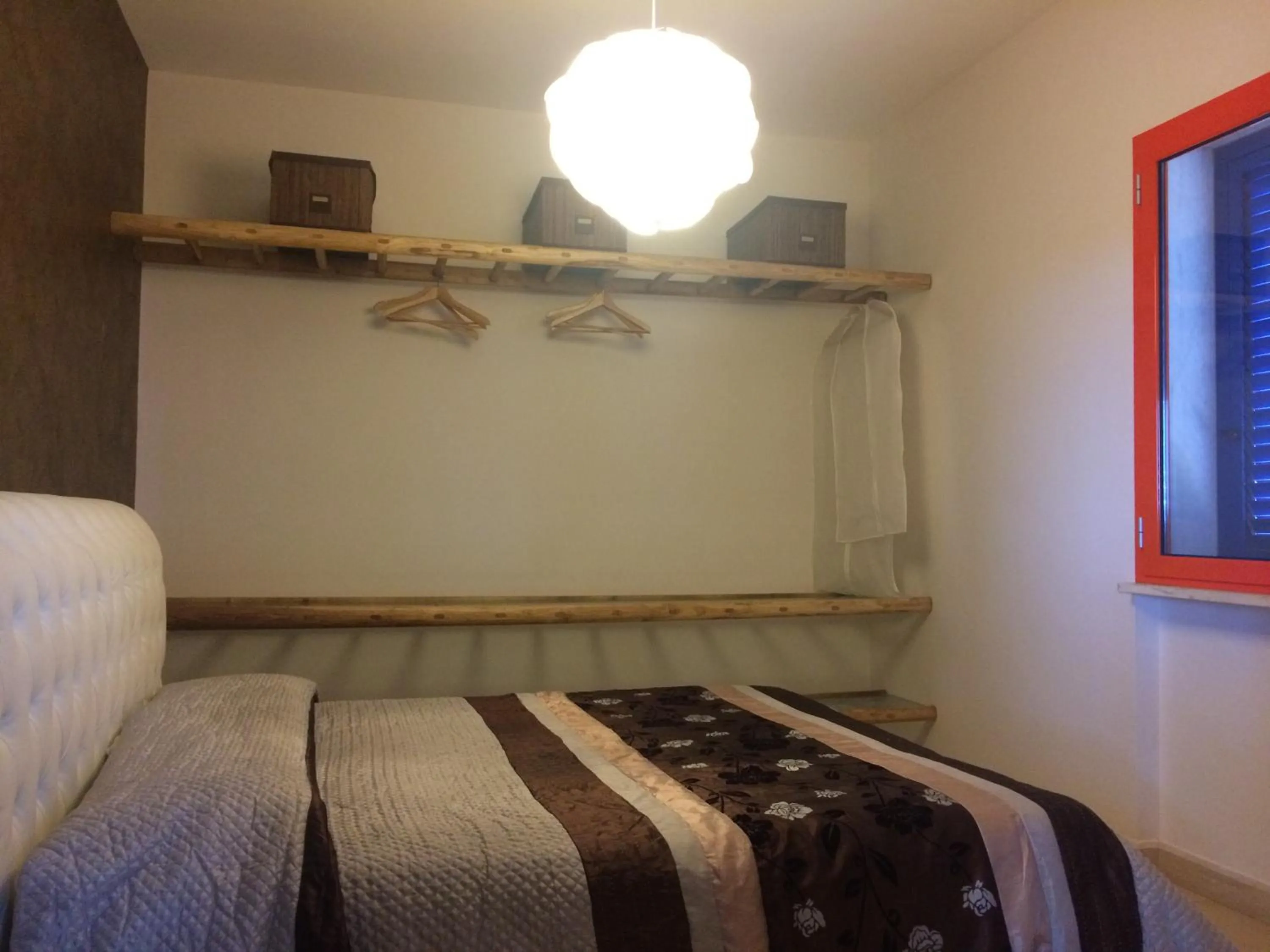 Bed in Terra e colori