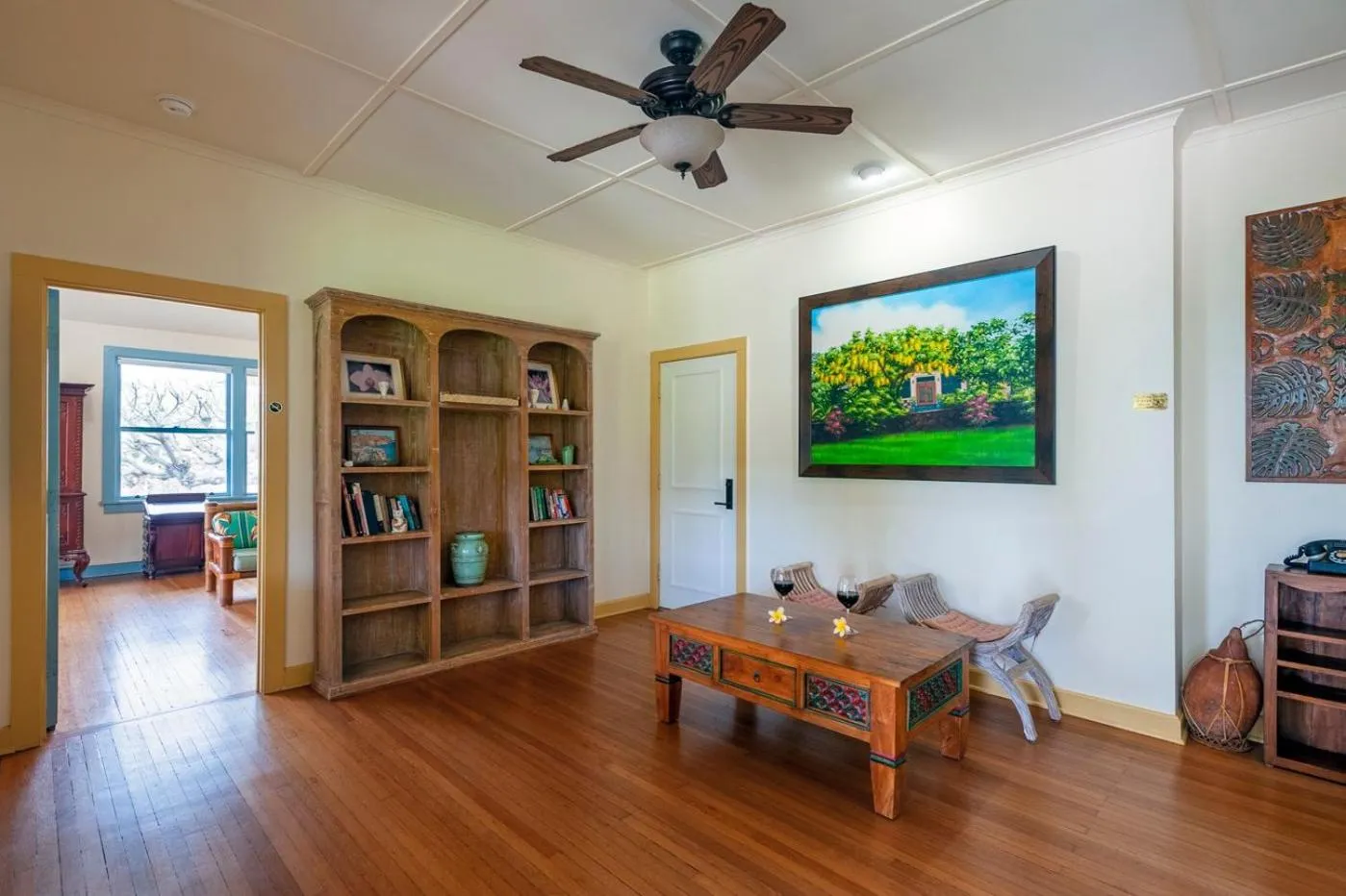 Library in Poipu Plantation Vacation Rentals