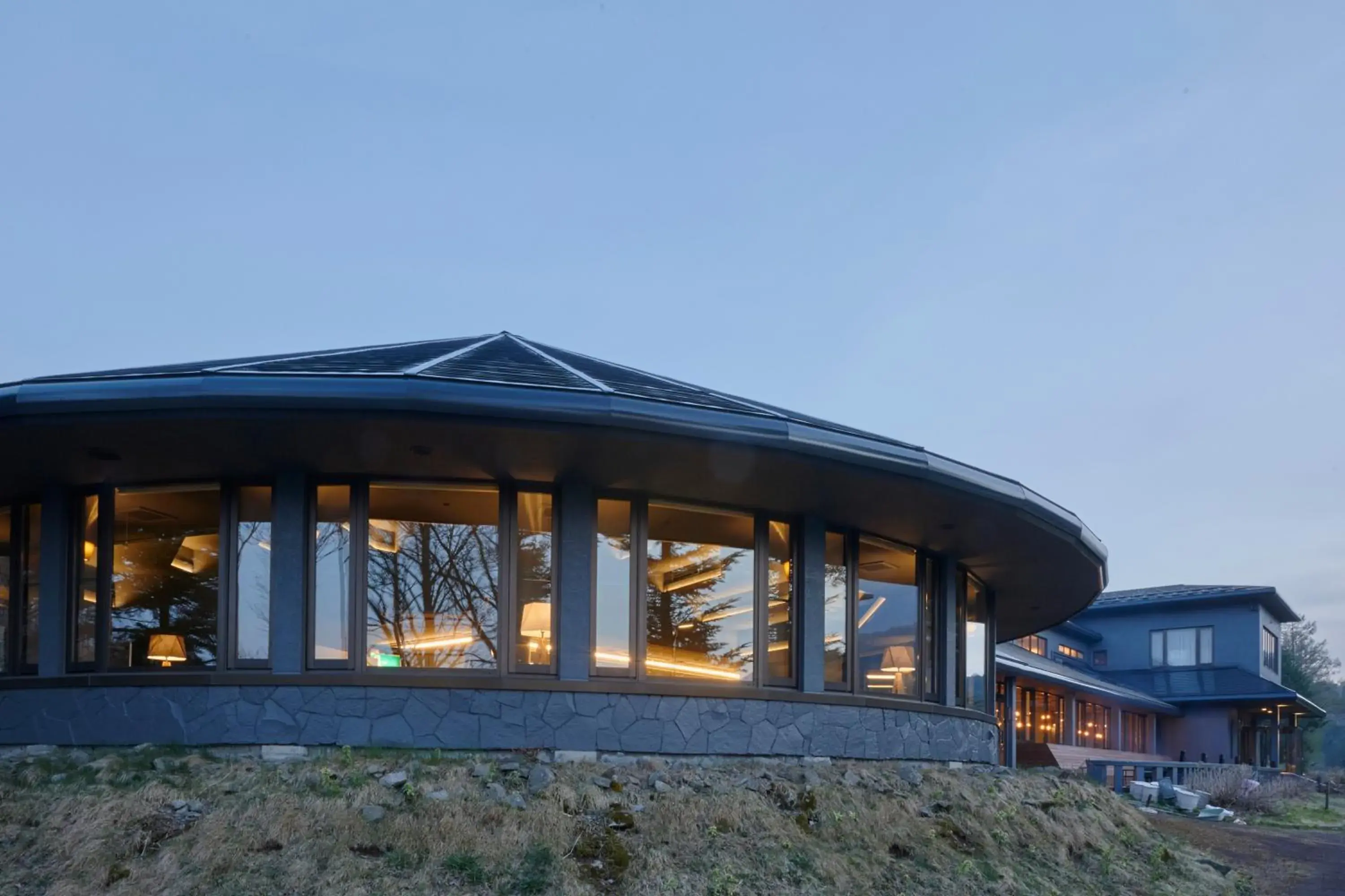 Property building in Glamprook Iizuna Property building in Glamprook Iizuna