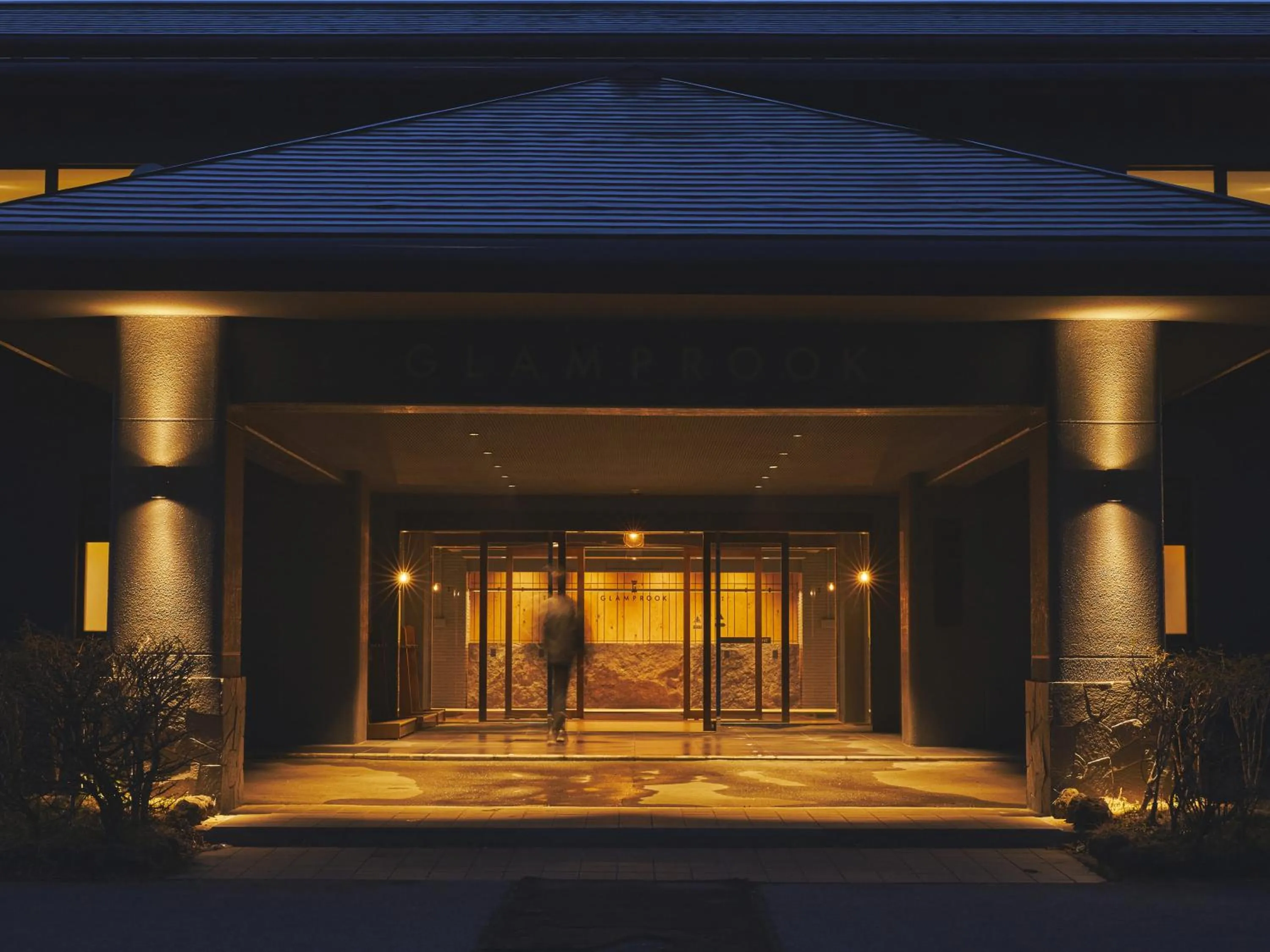 Facade/entrance in Glamprook Iizuna