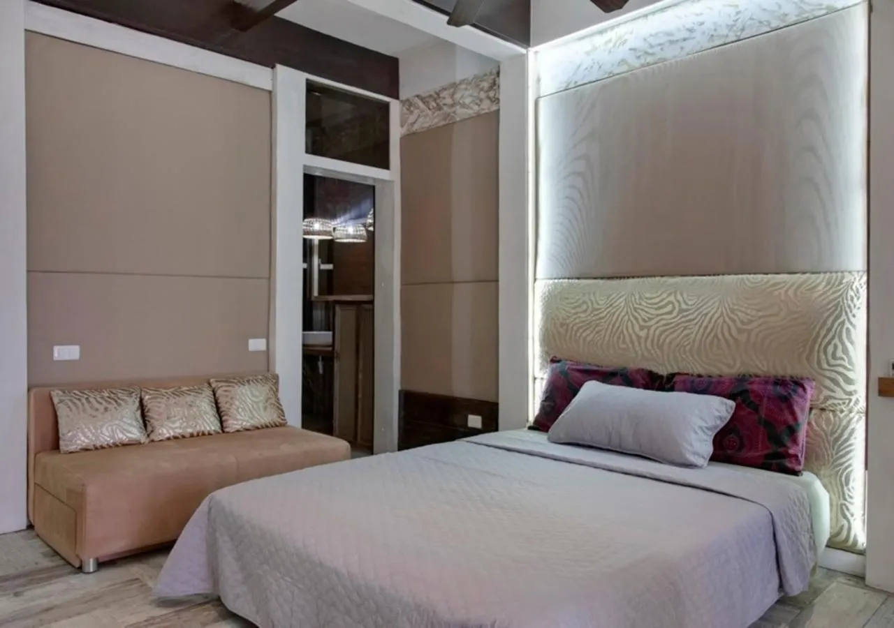 Bedroom, Bed in Chaykovski Boutique H