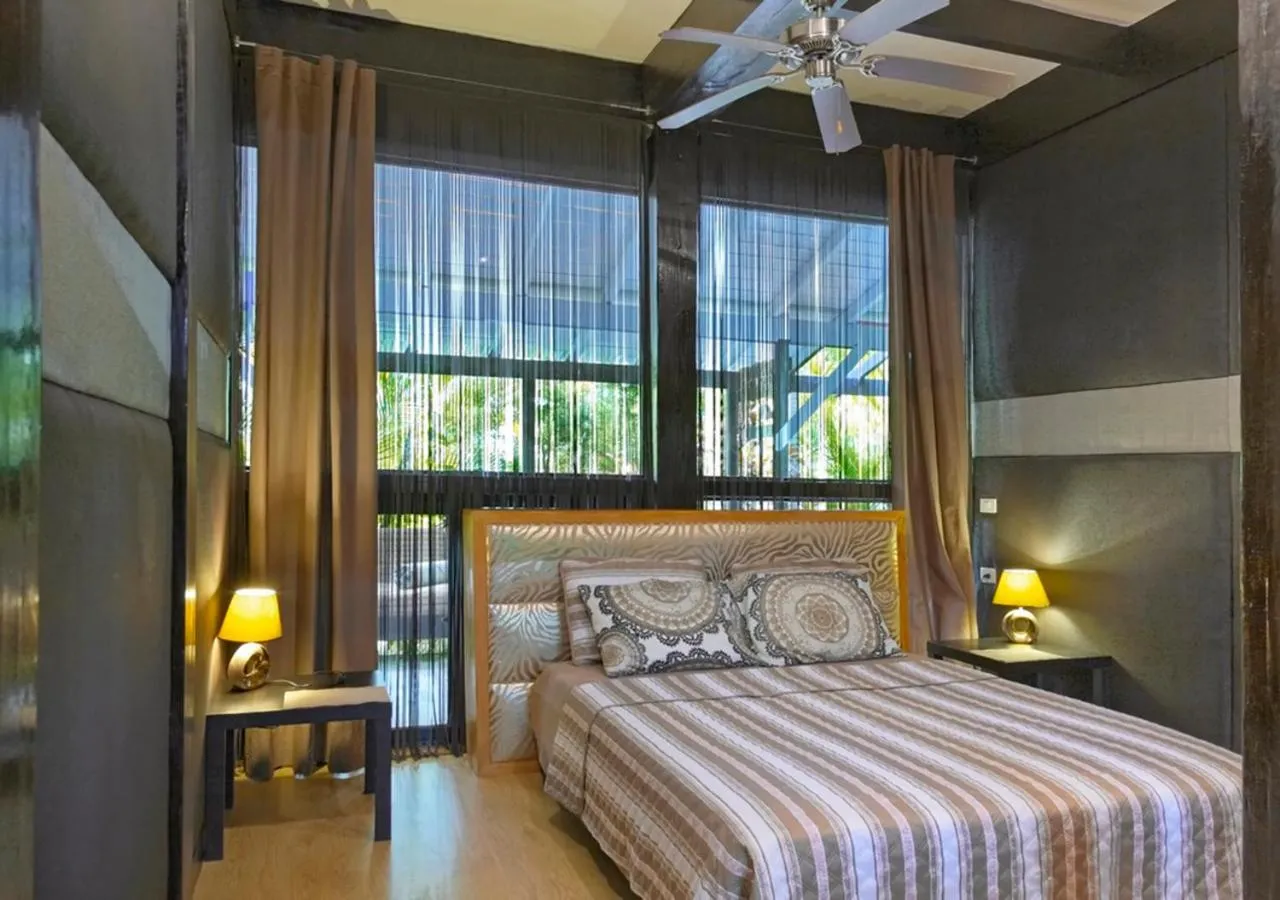 Bedroom, Bed in Chaykovski Boutique H