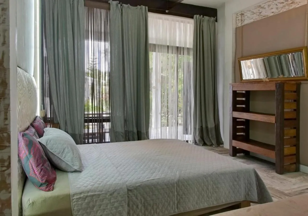 Bedroom, Bed in Chaykovski Boutique H