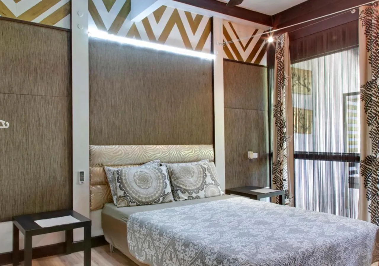 Bedroom, Bed in Chaykovski Boutique H