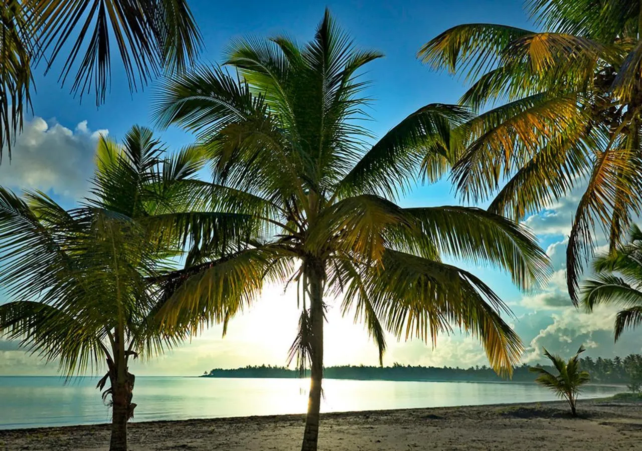 Beach in Chaykovski Boutique H