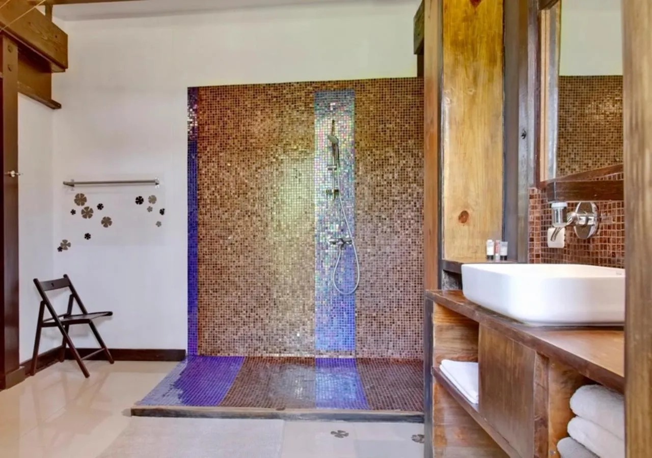 Bathroom in Chaykovski Boutique H