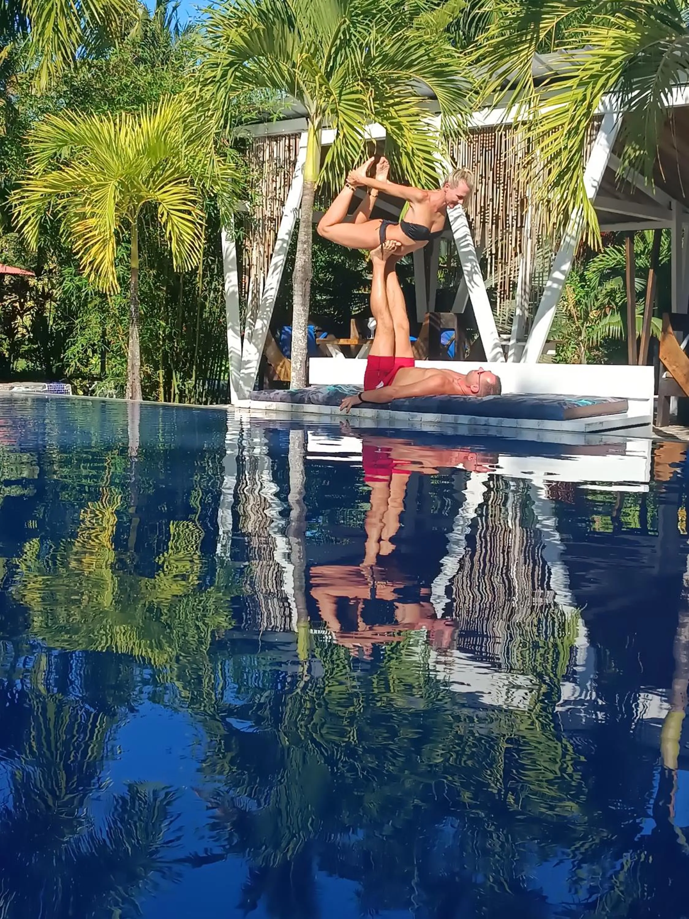 Swimming pool in Chaykovski Boutique H
