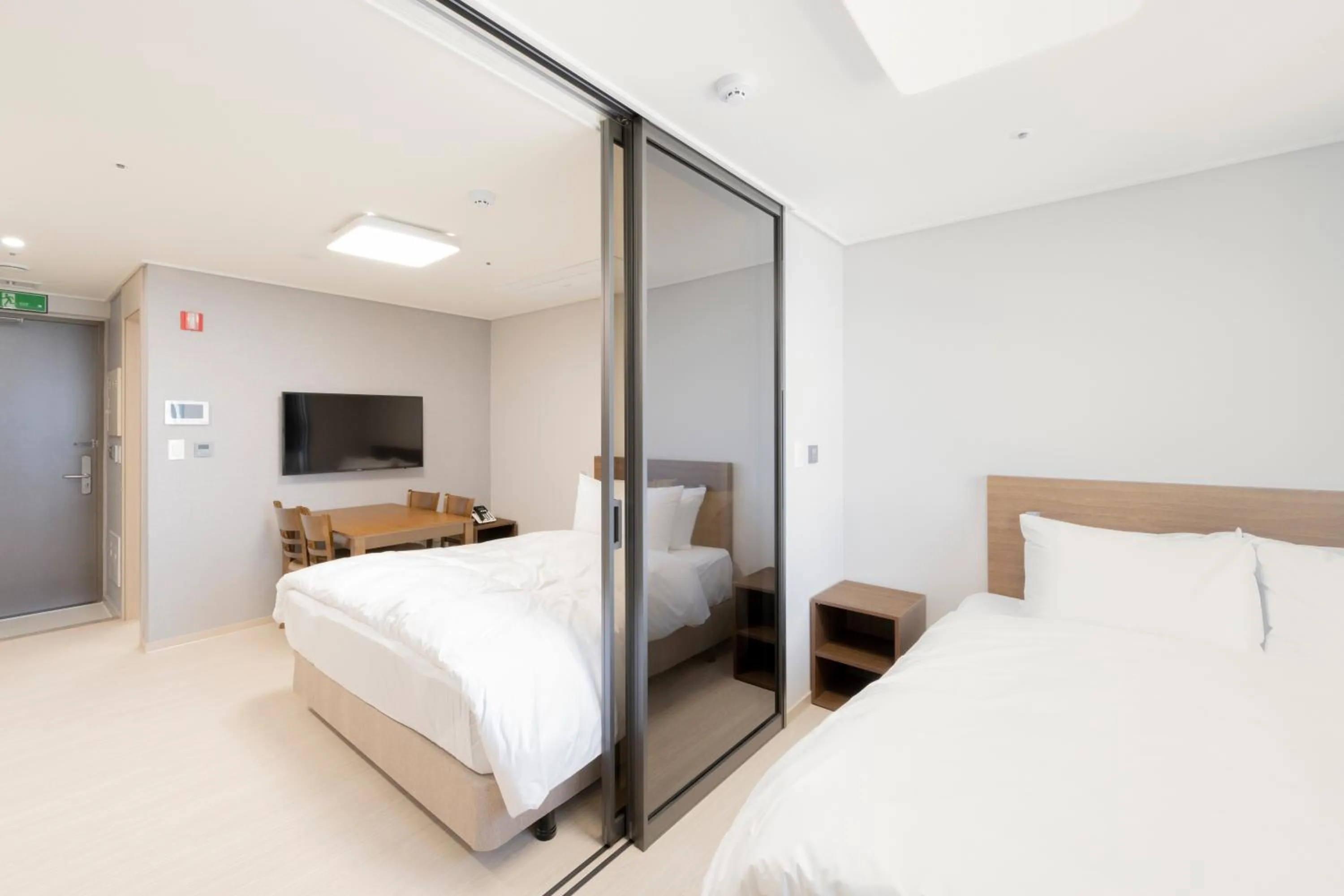 Bed in Donghae Oceancity Residence Hotel