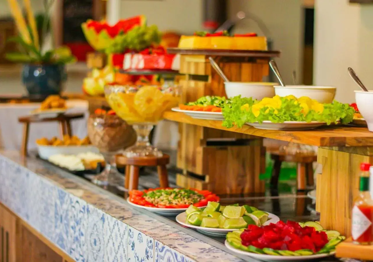 Food and drinks in Hot Beach Raízes Food and drinks in Hot Beach Raízes